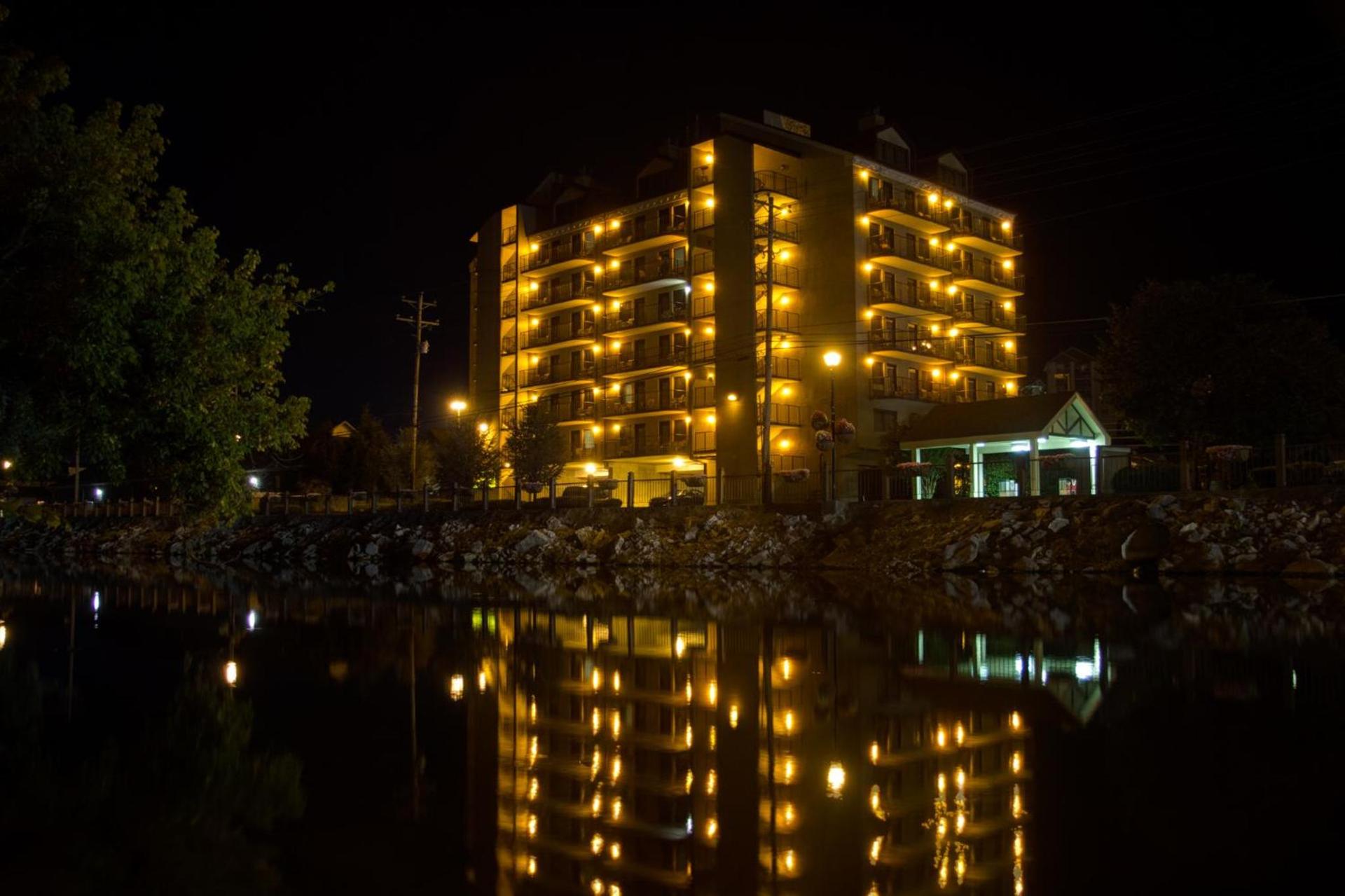 Riverside Tower photo 2