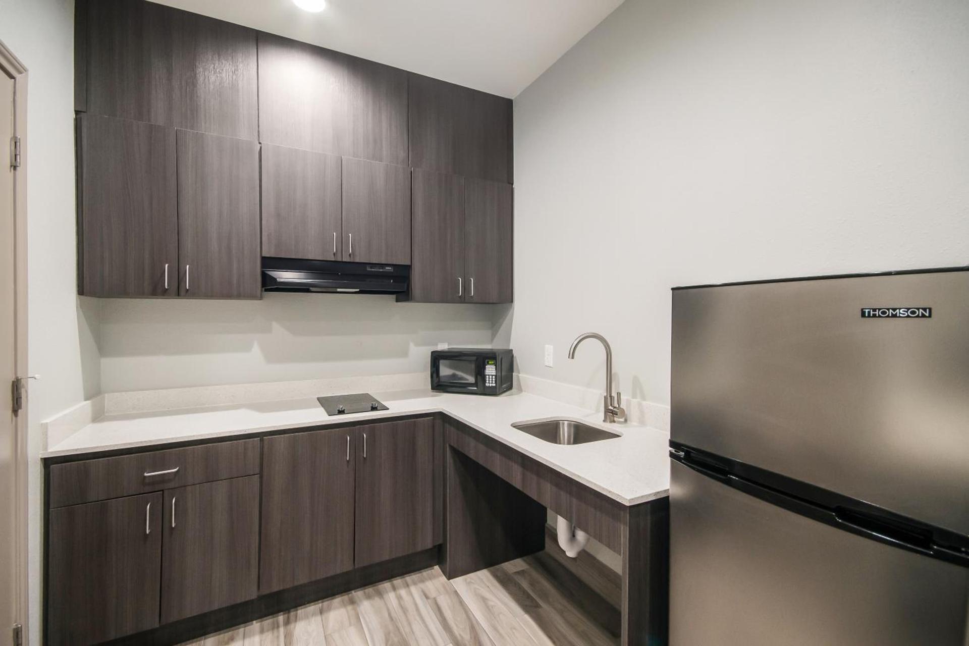 Americas Best Value Inn & Suites Northeast Houston Downtown I-610 photo 23