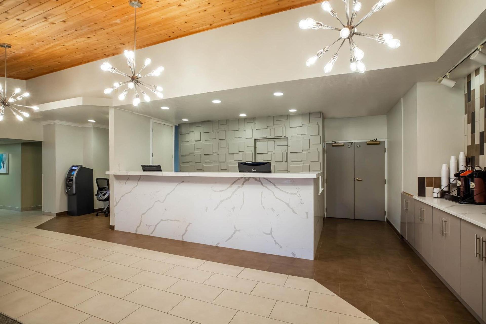 Baymont by Wyndham Tri-Cities/Kennewick WA photo 8