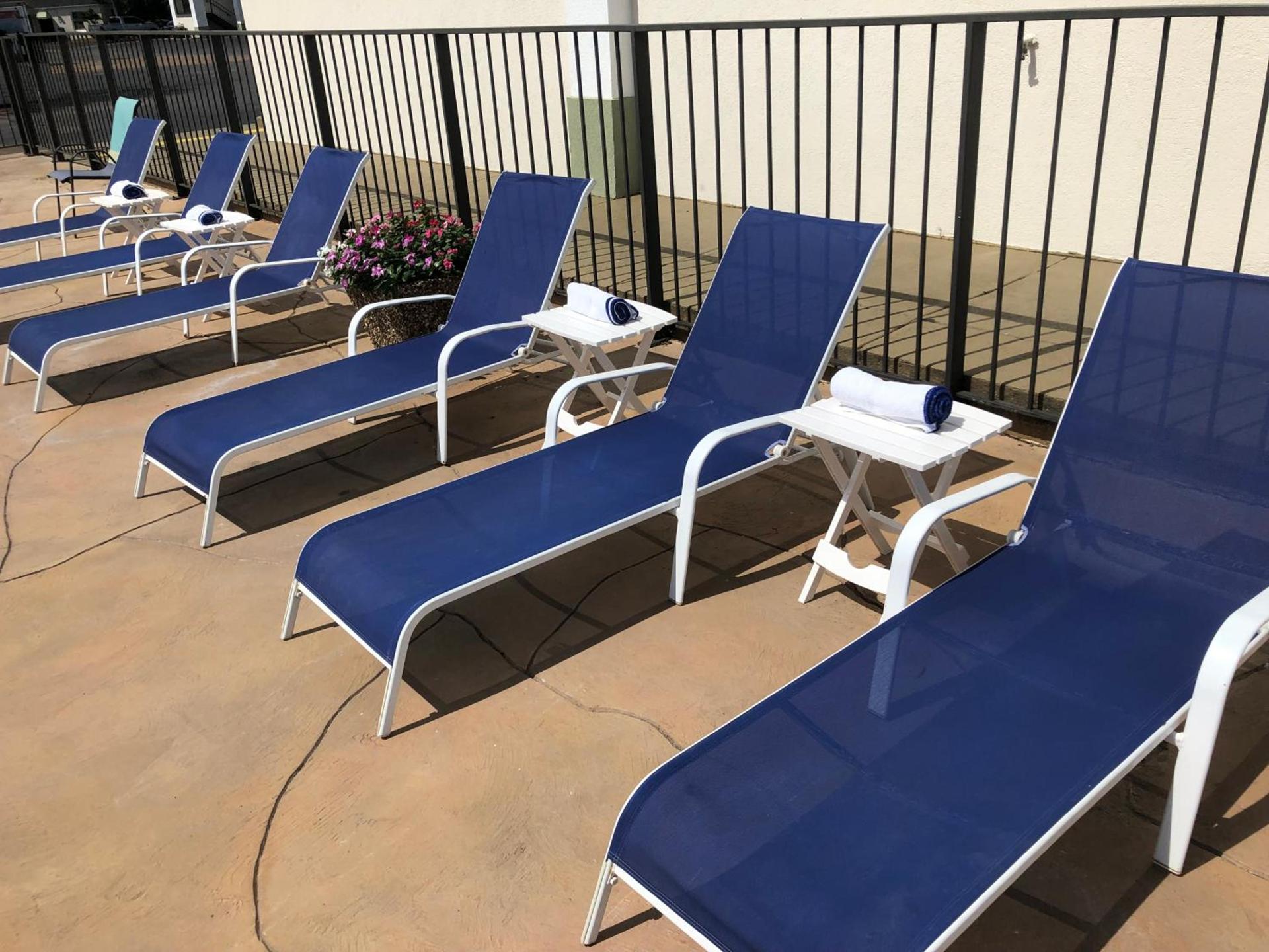 Days Inn by Wyndham Natchez photo 29