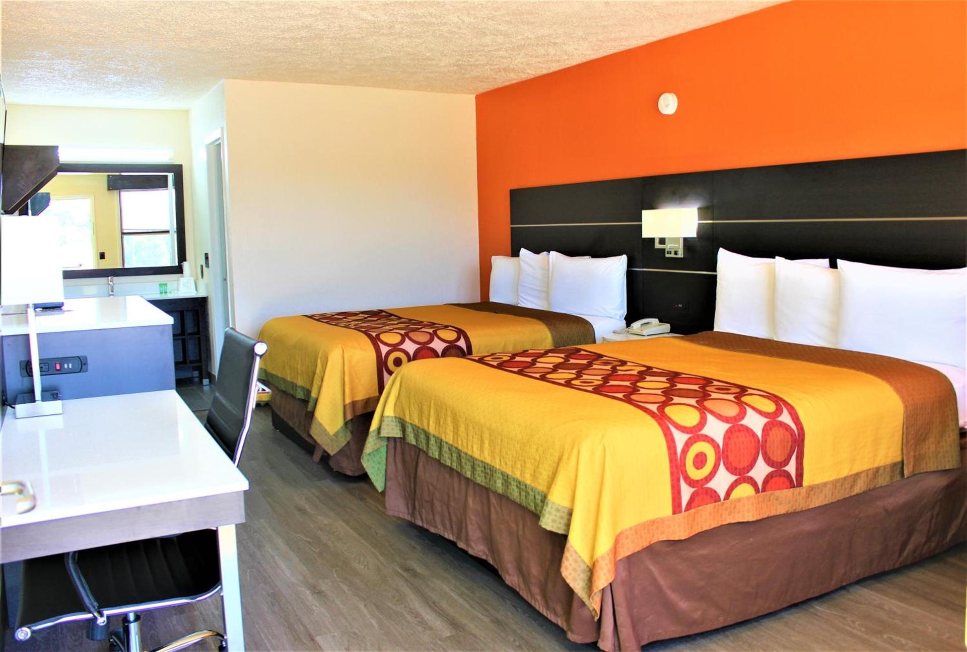 Travel Inn Eutaw photo 17