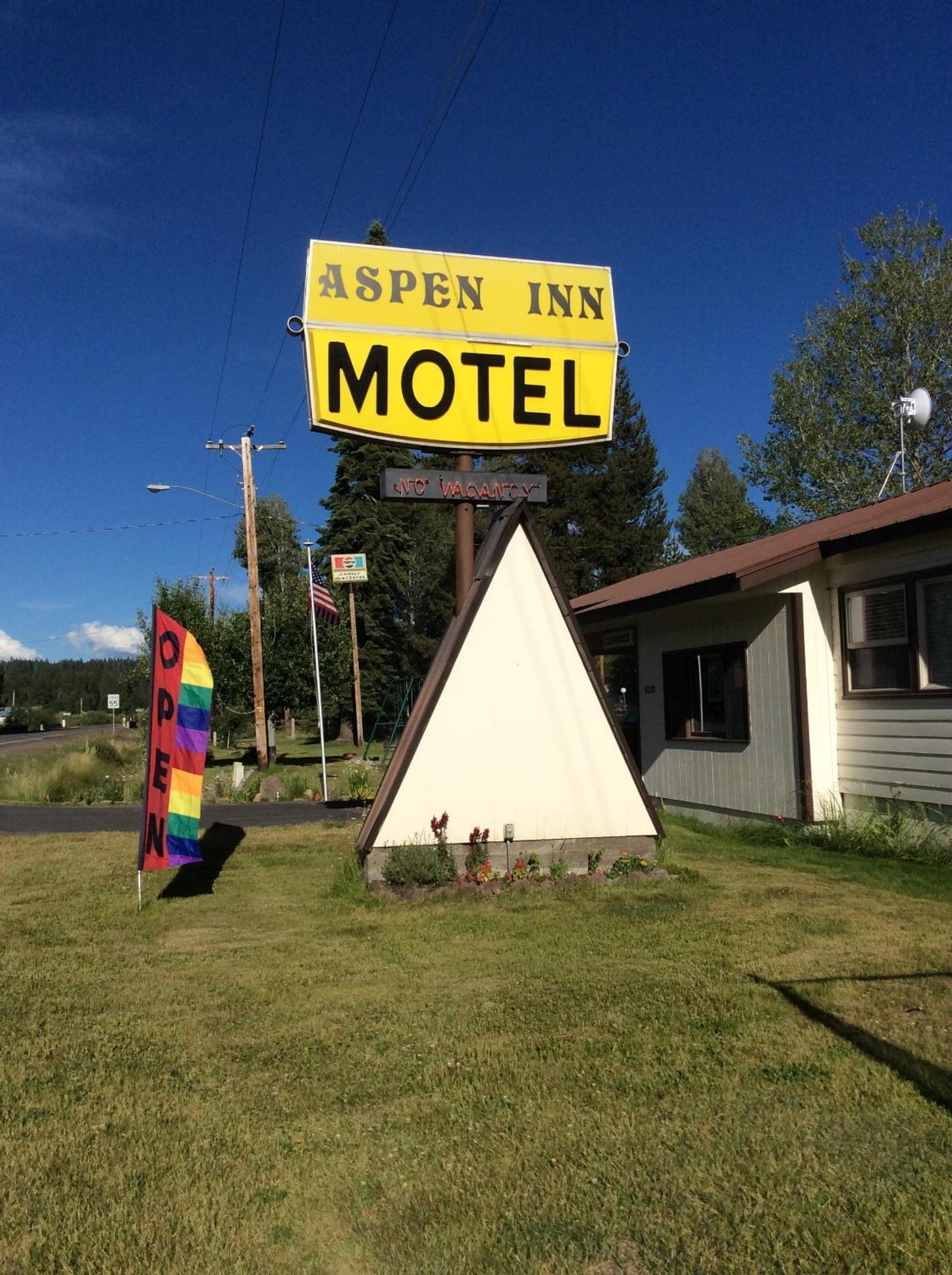 Aspen Inn photo 96