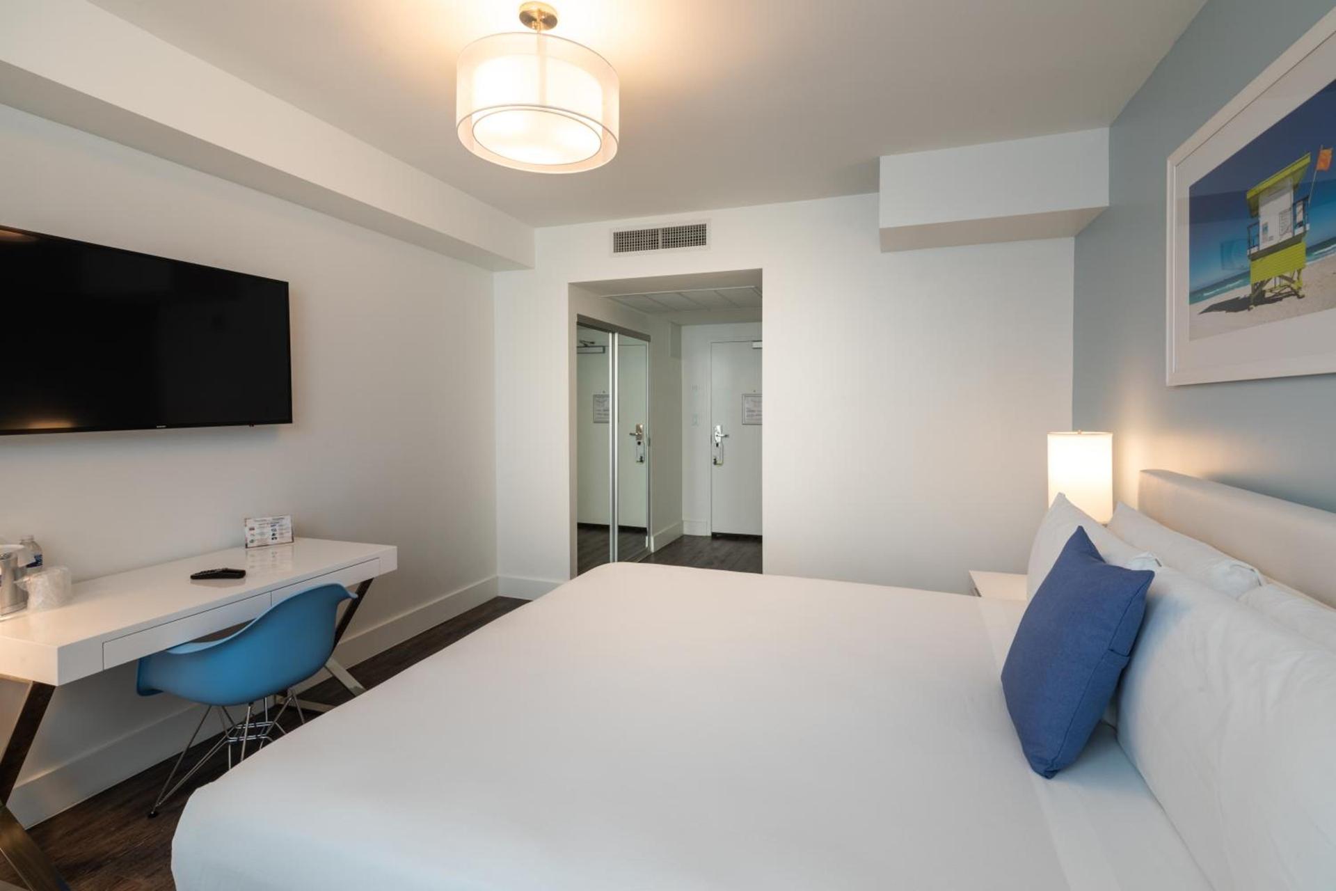 President Hotel Villa photo 17