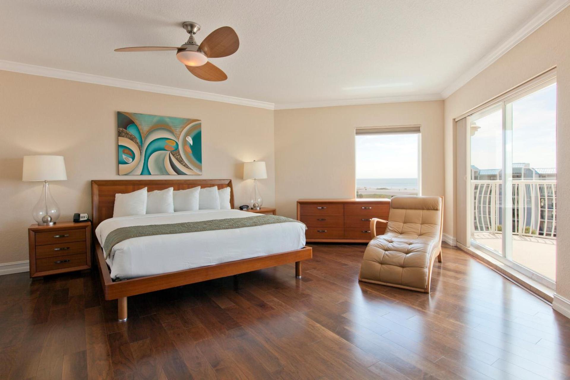 Crystal Palms Beach Resort photo 25