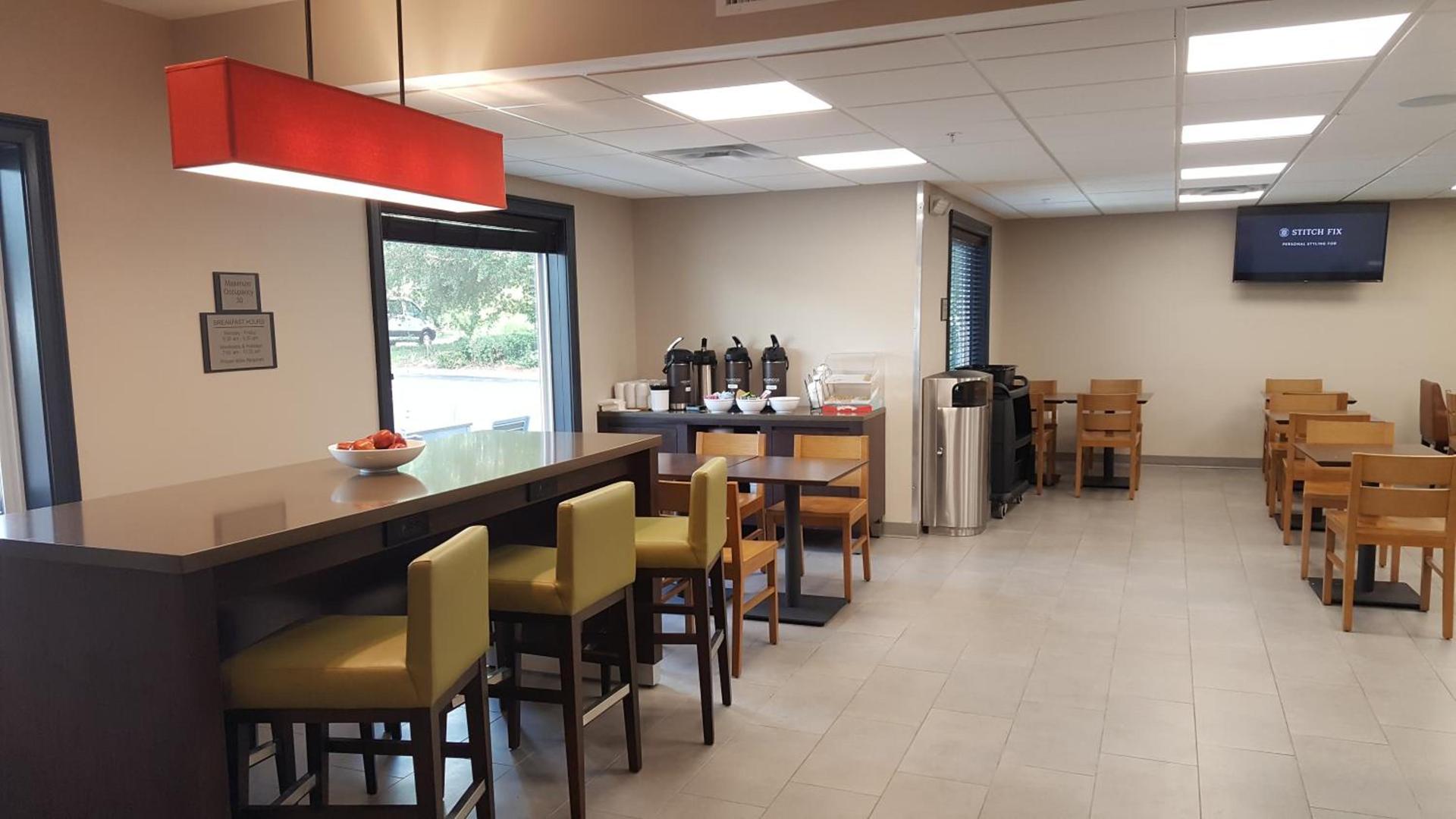 Country Inn & Suites by Radisson, Savannah Midtown, GA photo 44