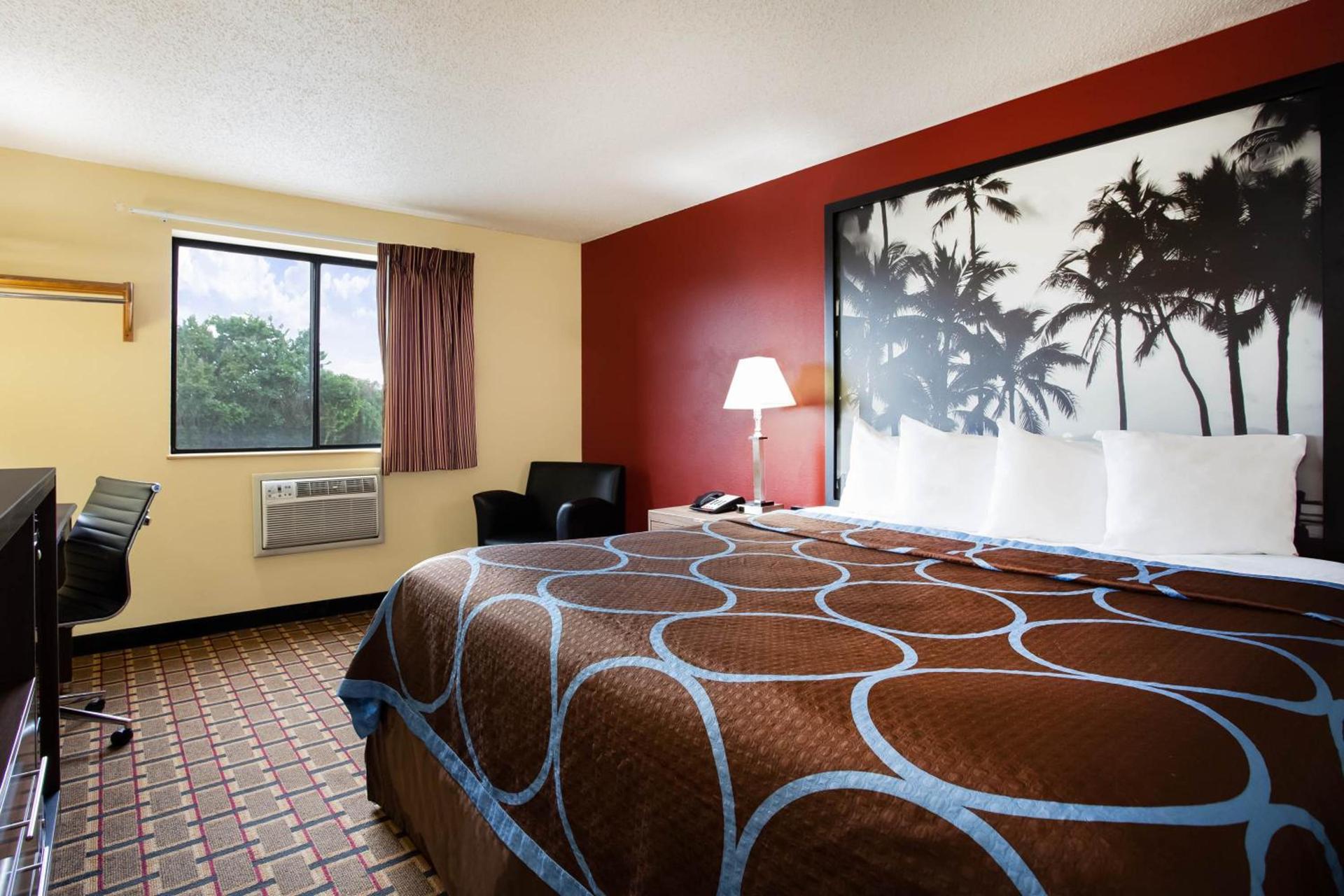 Super 8 by Wyndham Chester/Richmond Area photo 21