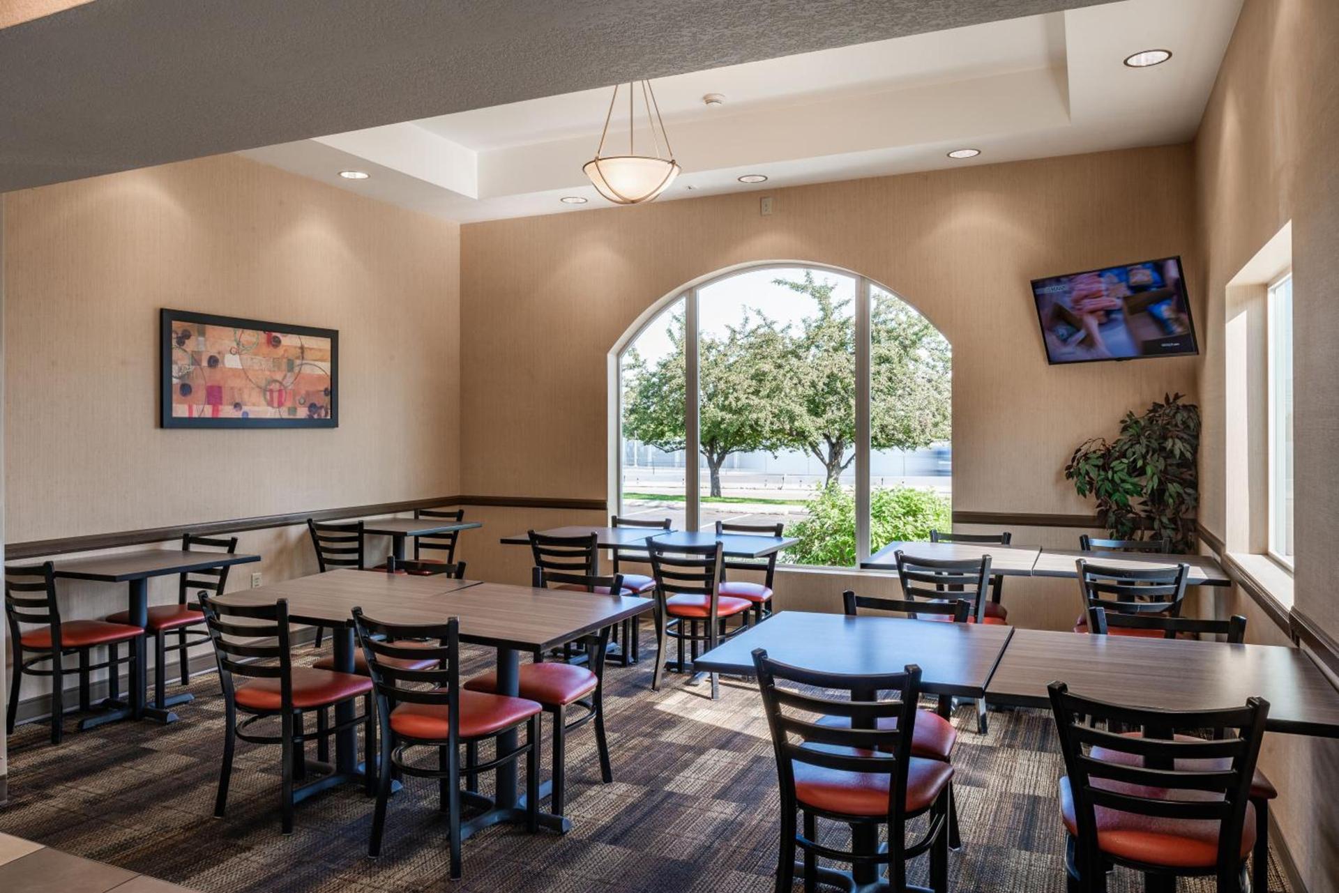 Garner Hotel Boise Airport by IHG photo 13