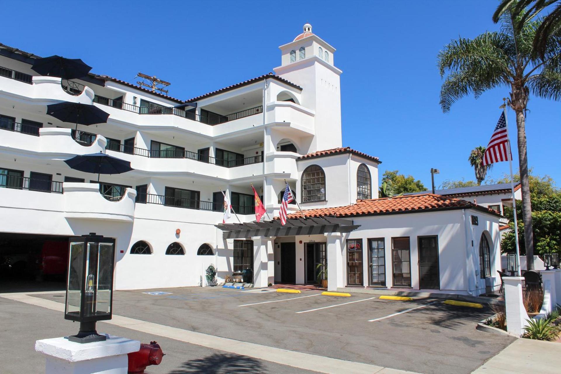 The Surfbreak Hotel photo 30