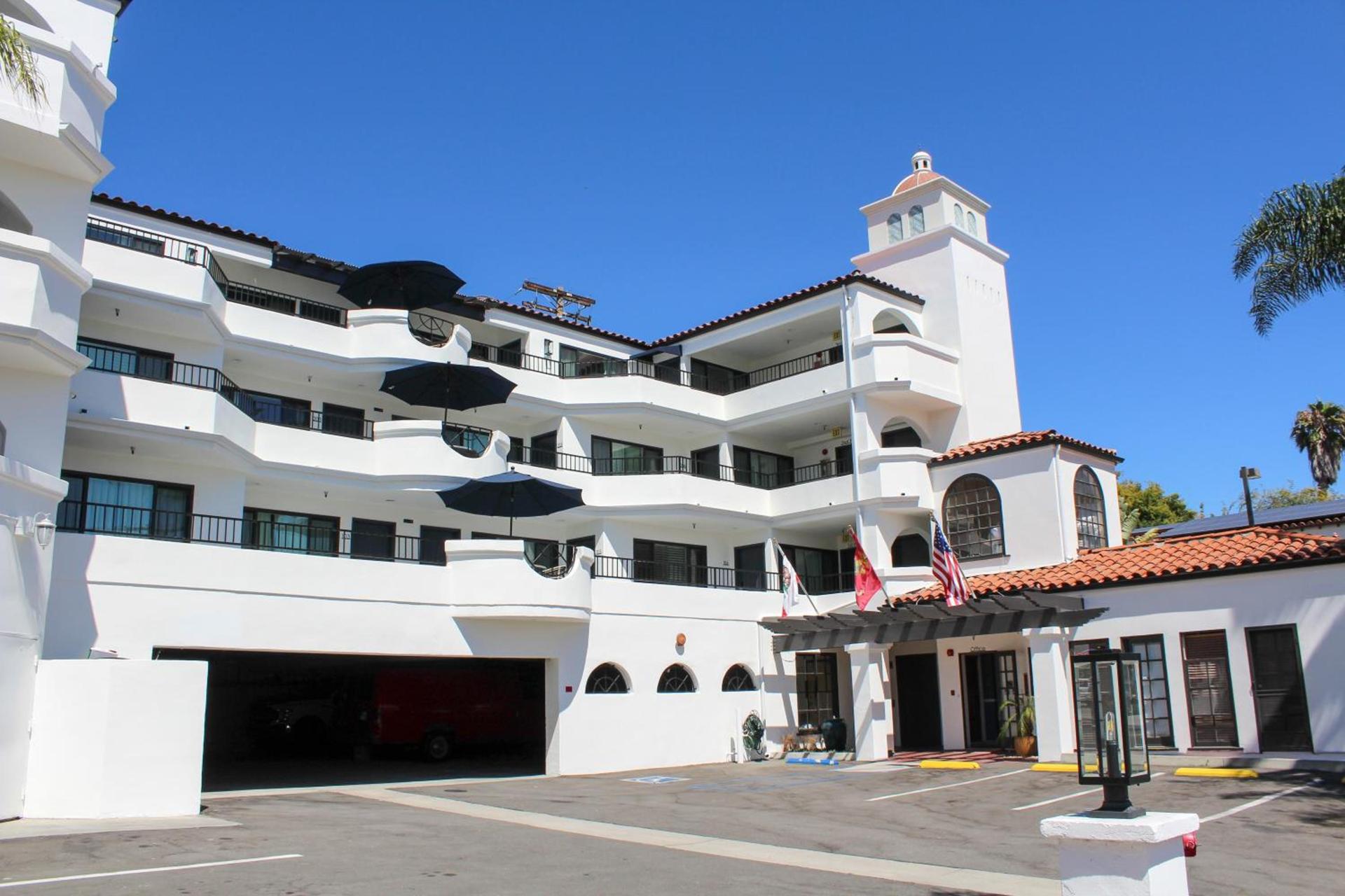The Surfbreak Hotel photo 32