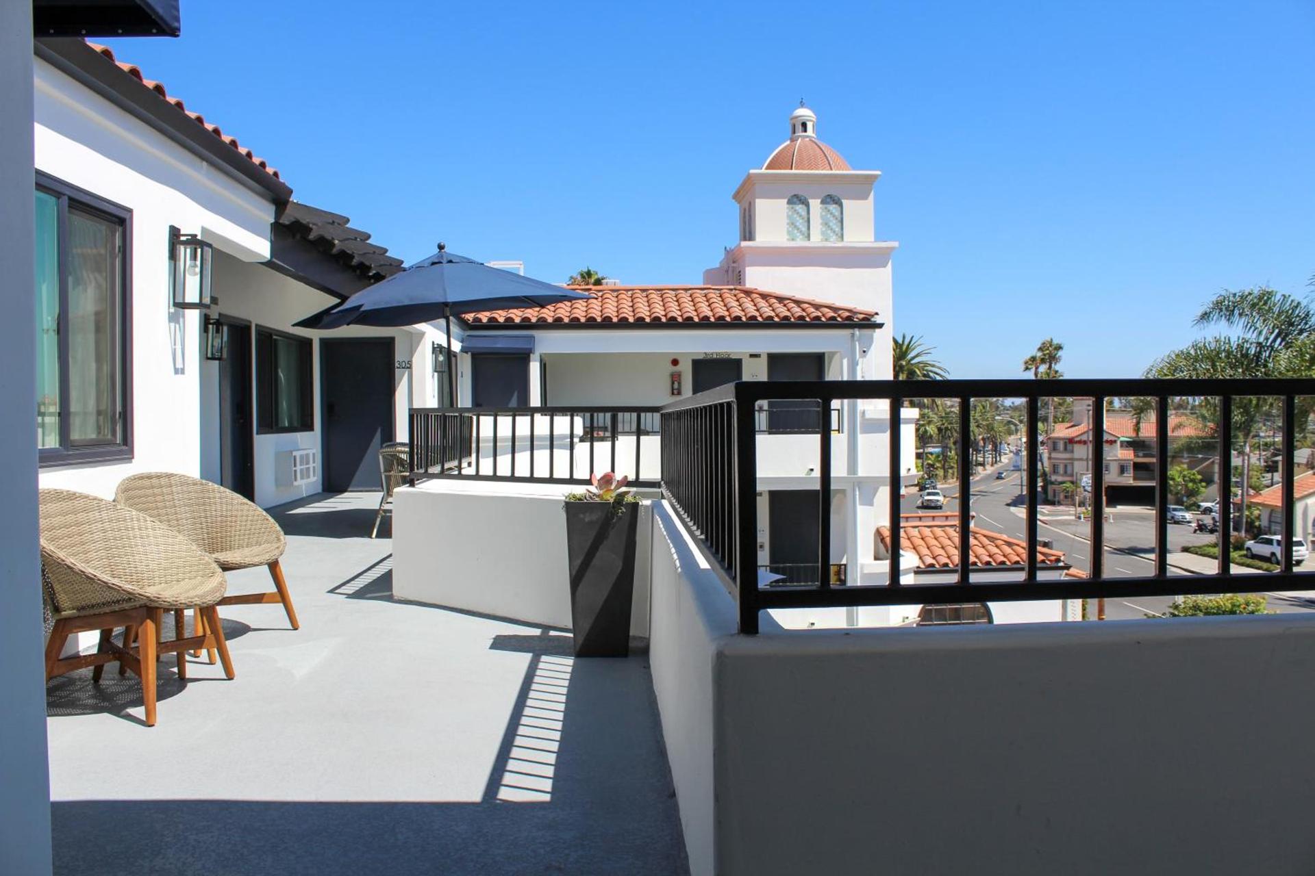 The Surfbreak Hotel photo 25