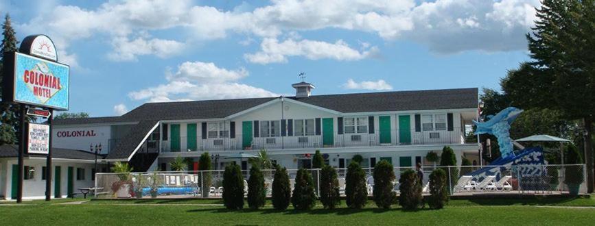 Colonial motel photo 82