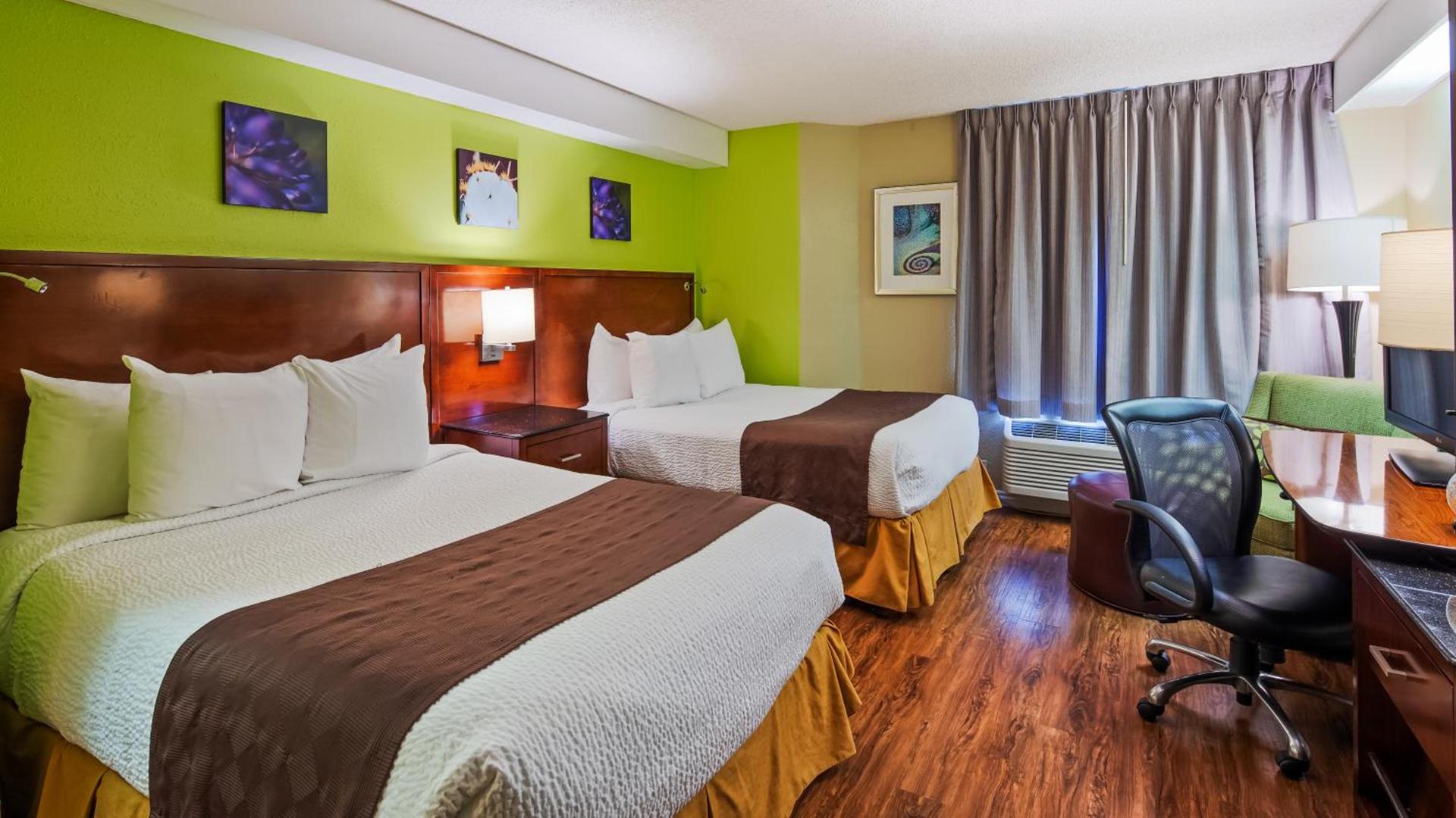 Days Inn by Wyndham Thornton photo 34