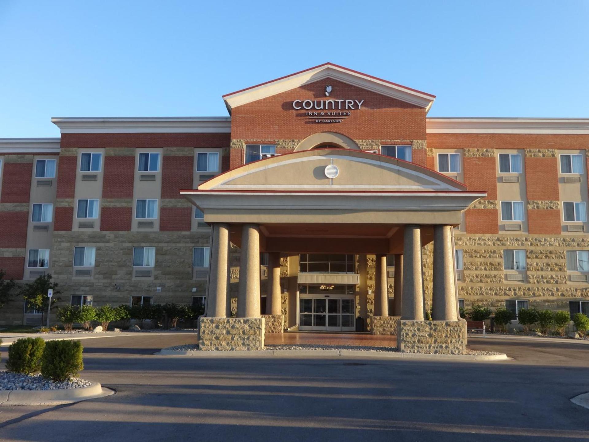 Country Inn & Suites by Radisson, Dearborn, MI photo 33