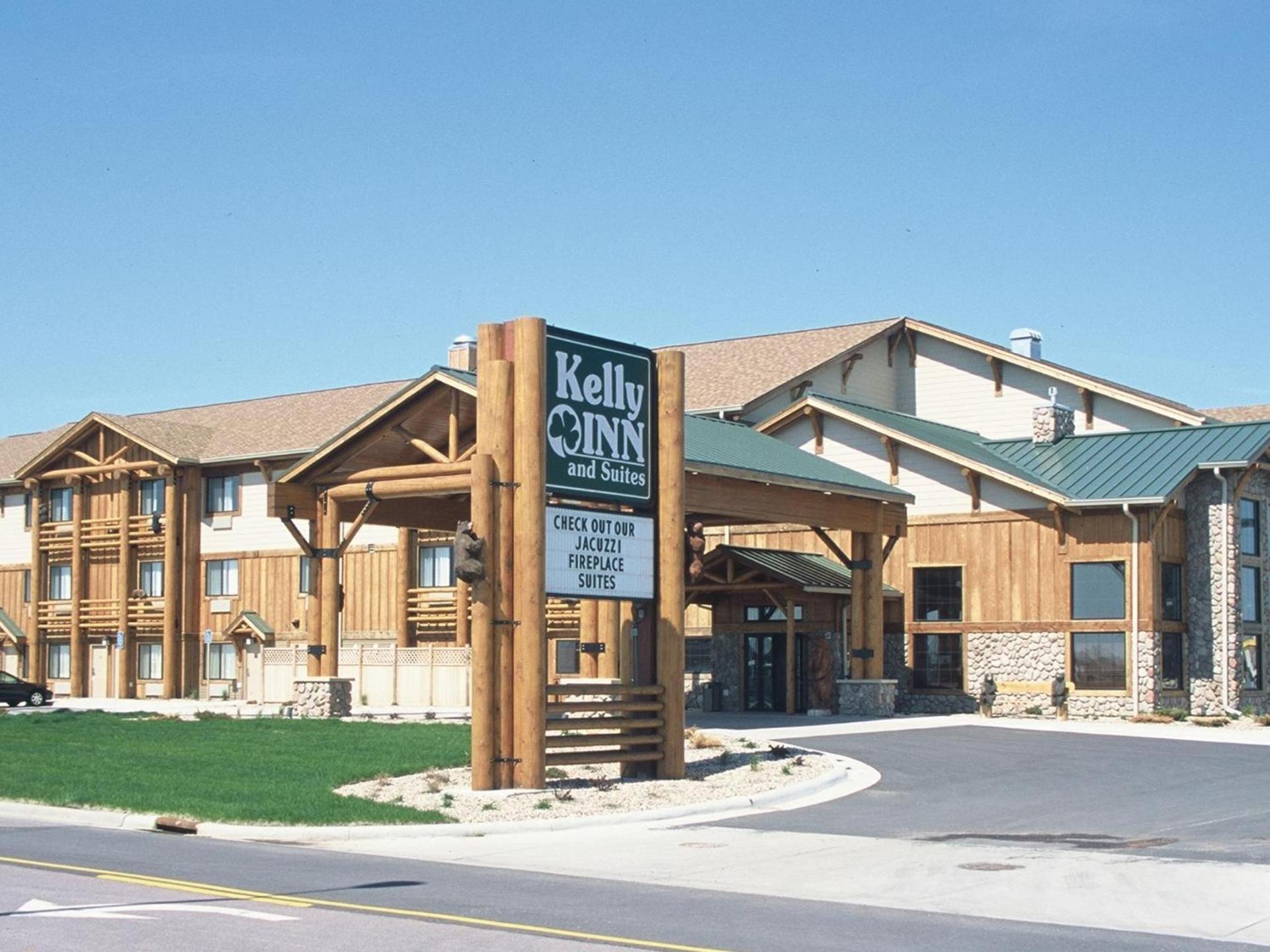 Kelly Inn and Suites Mitchell — hotel in Mitchell