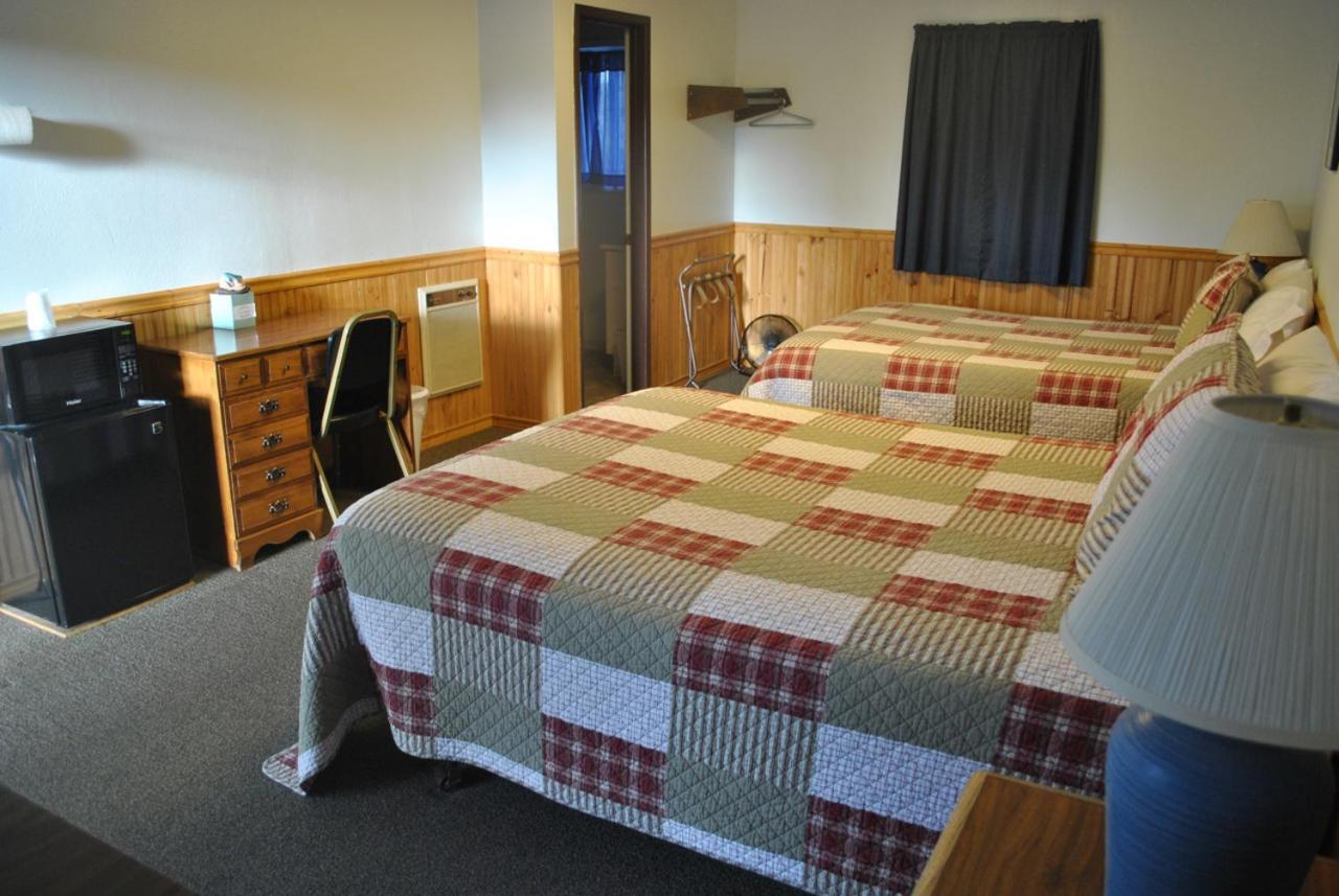 Aspen Inn photo 95