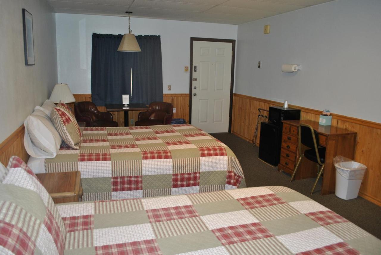Aspen Inn photo 51