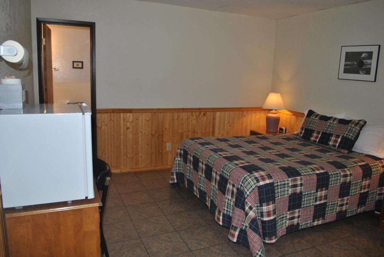 Aspen Inn photo 64