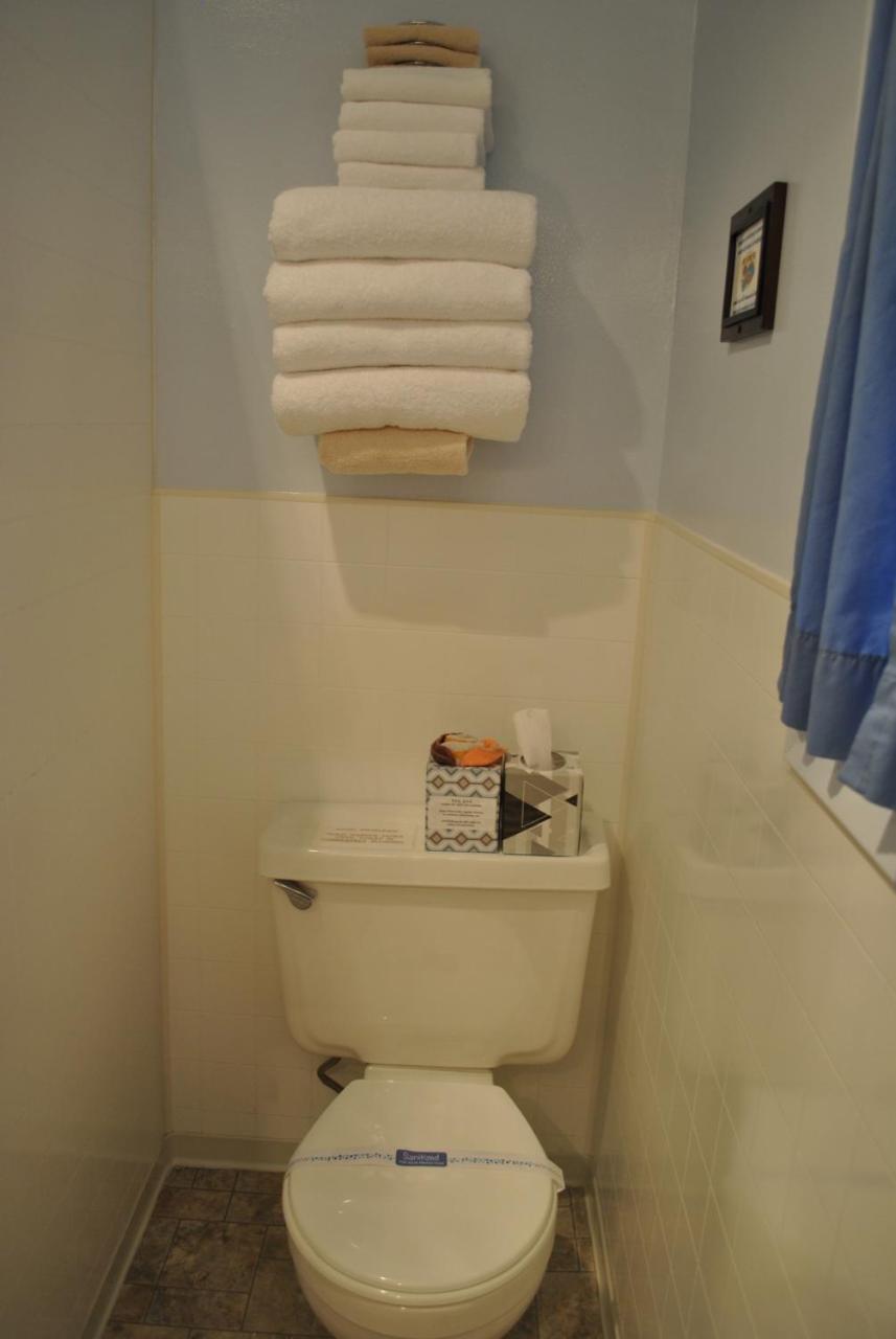 Aspen Inn photo 46