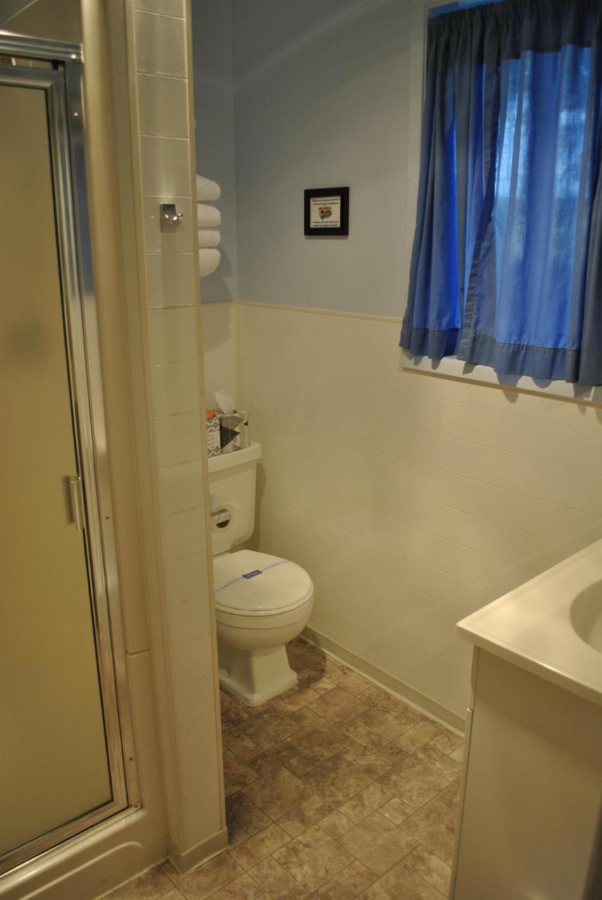 Aspen Inn photo 49