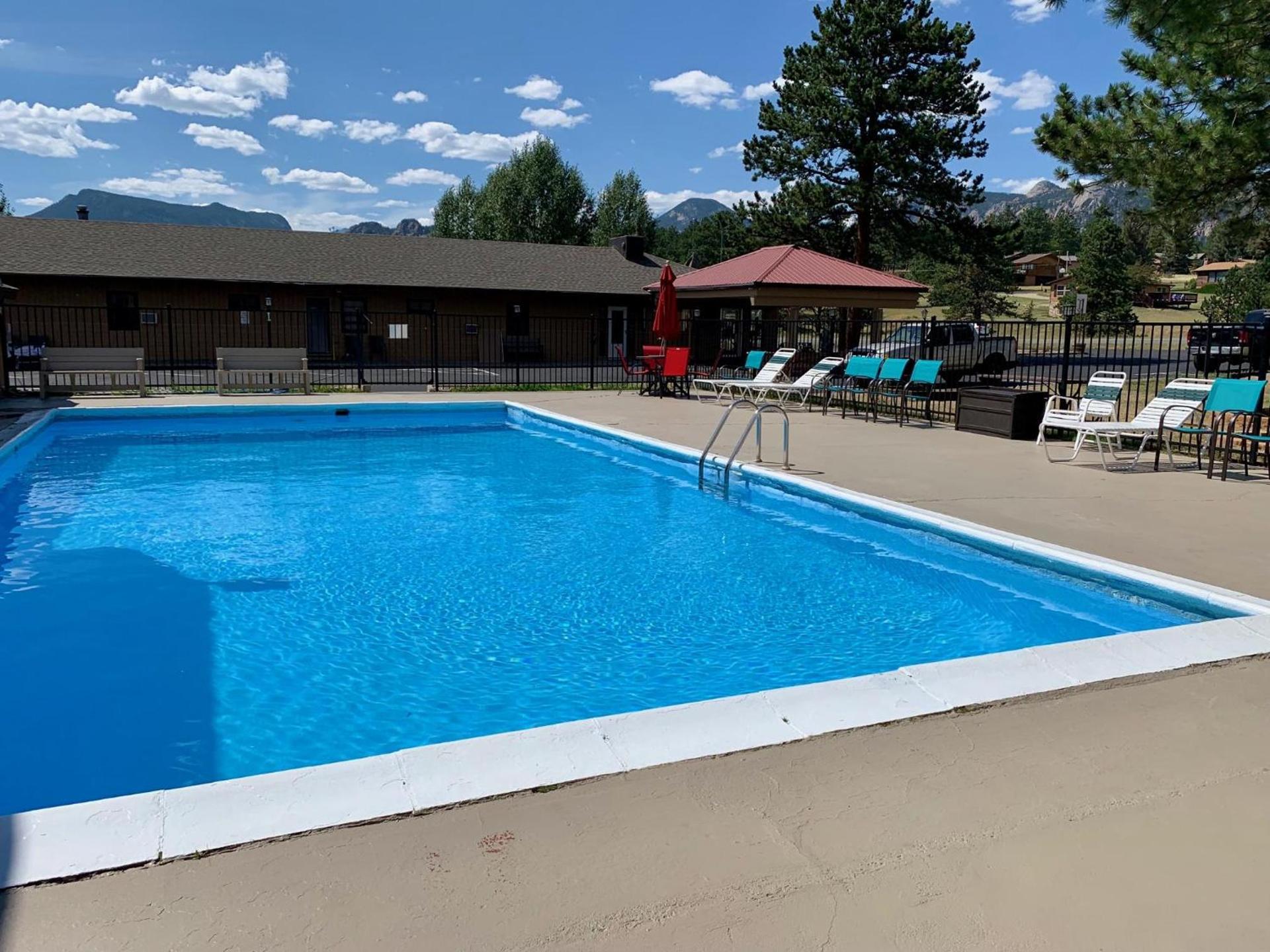 Estes Mountain Inn photo 3