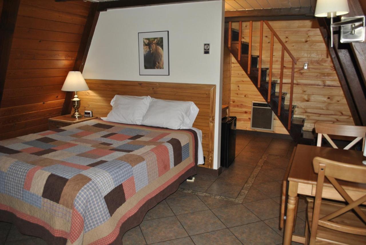 Aspen Inn photo 90