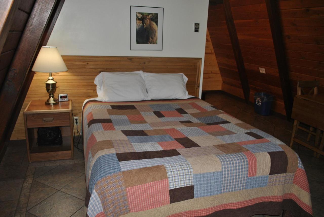 Aspen Inn photo 91