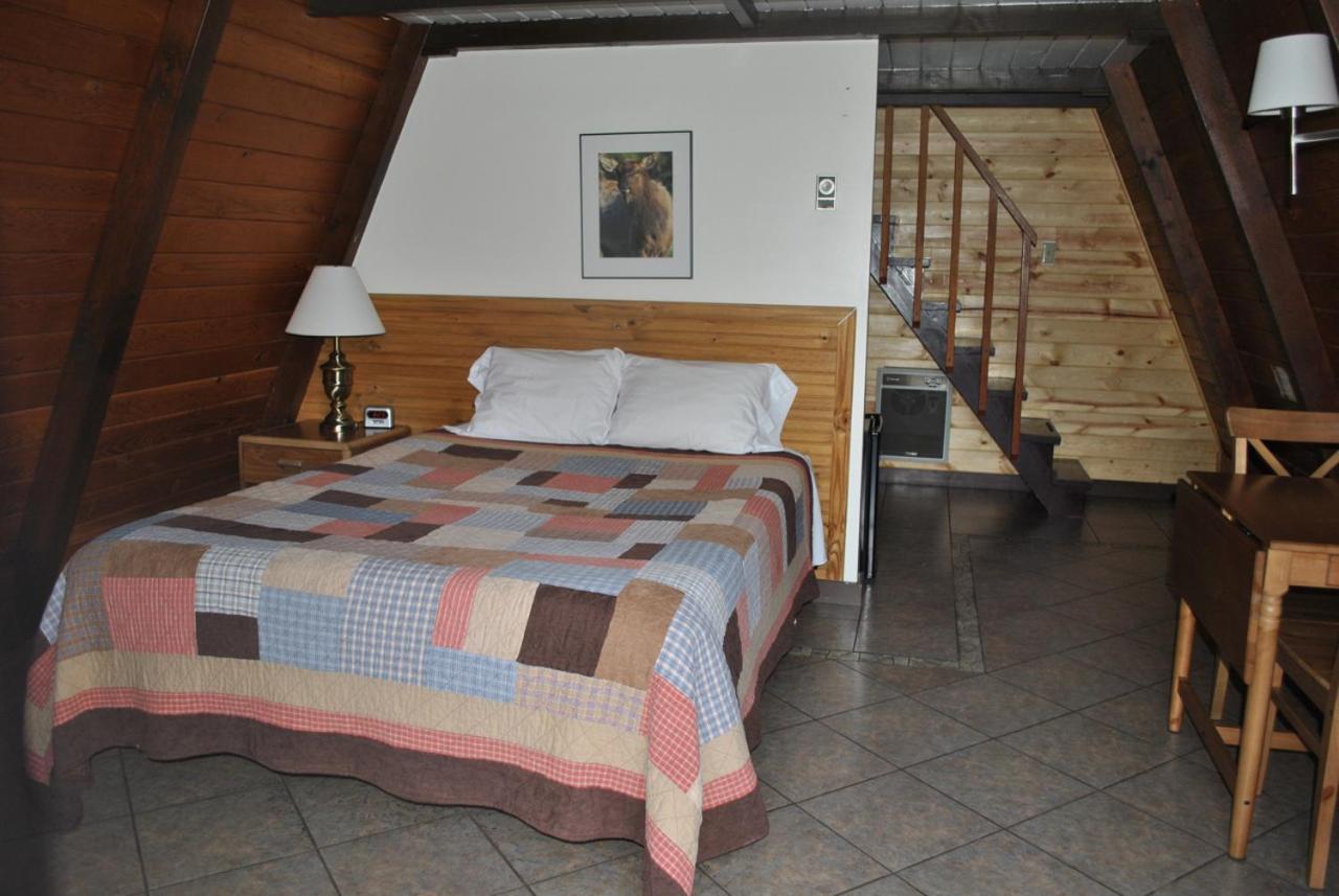 Aspen Inn photo 94