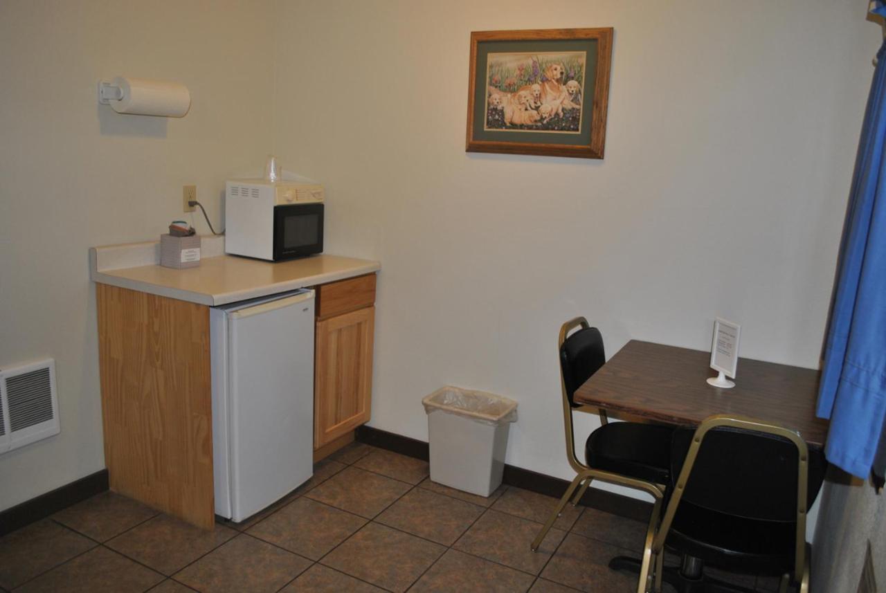 Aspen Inn photo 67