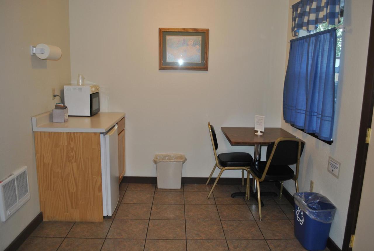 Aspen Inn photo 74