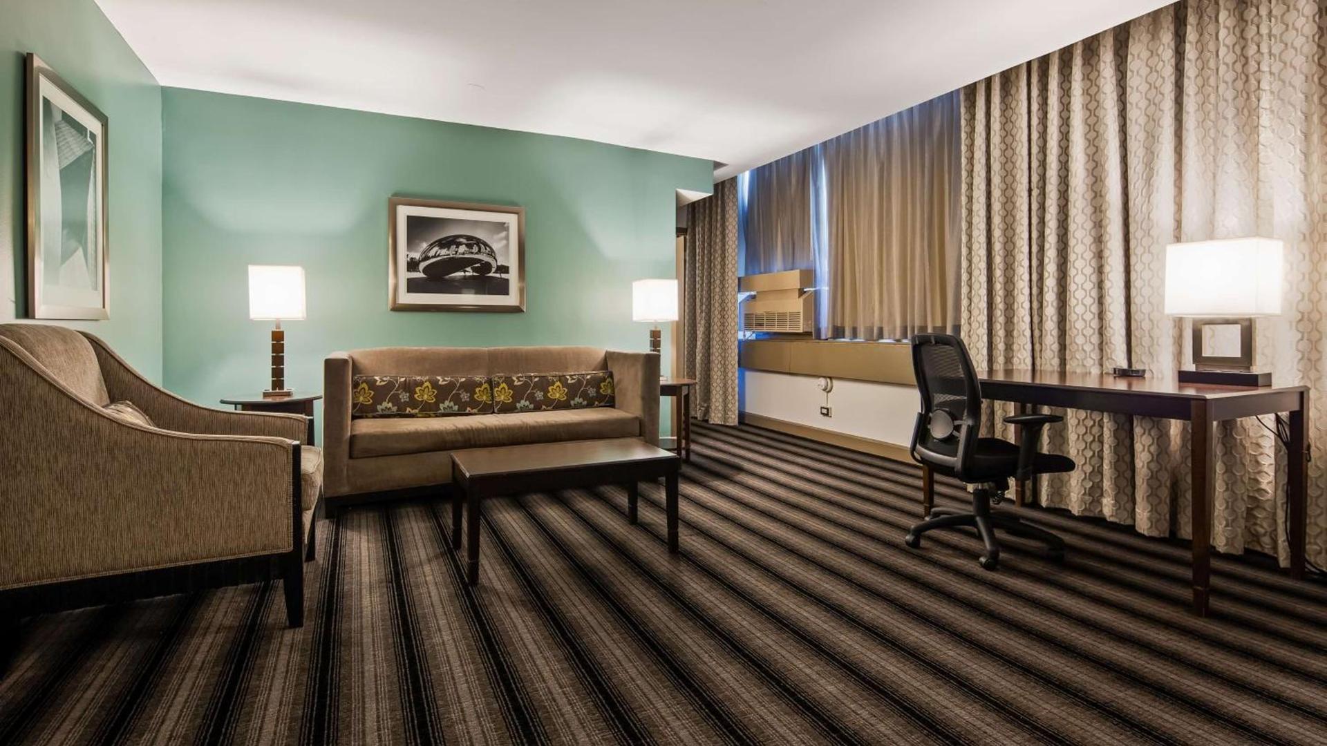 Best Western Chicago Downtown-River North photo 21
