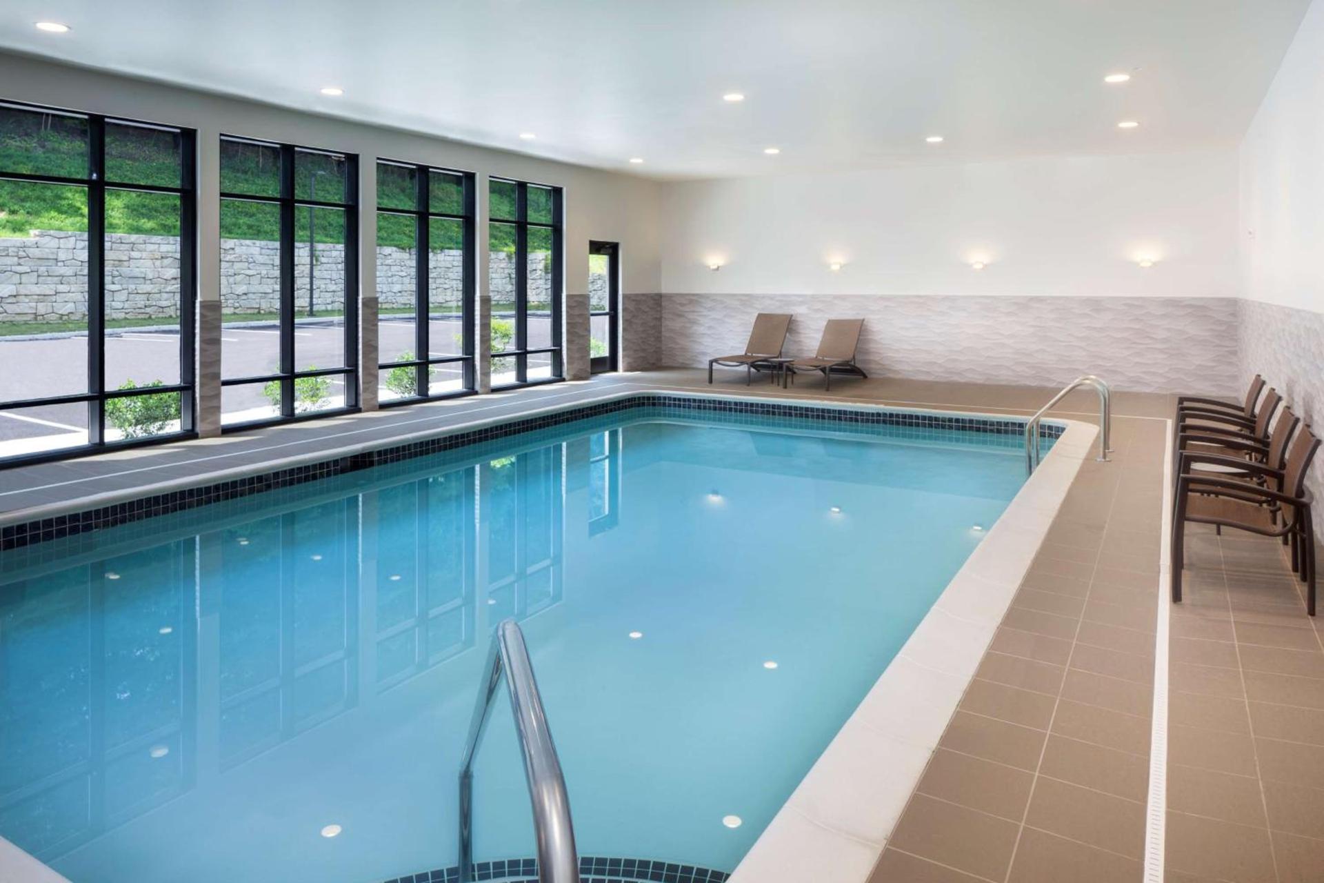 Hyatt Place Poughkeepsie - Hudson Valley photo 15