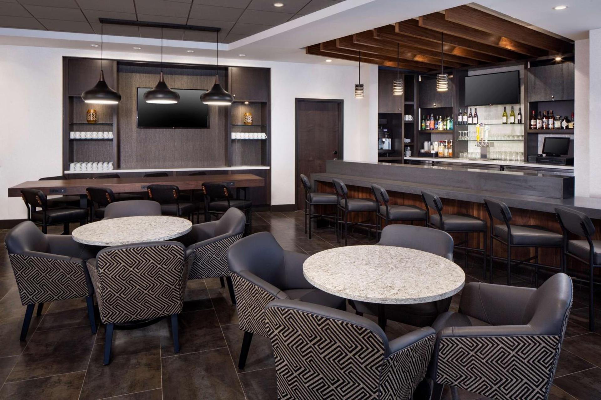 Hyatt Place Poughkeepsie - Hudson Valley photo 24