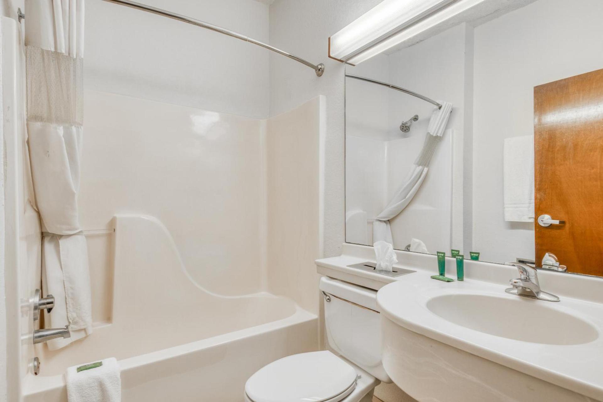 Trident Inn & Suites, Baton Rouge photo 8