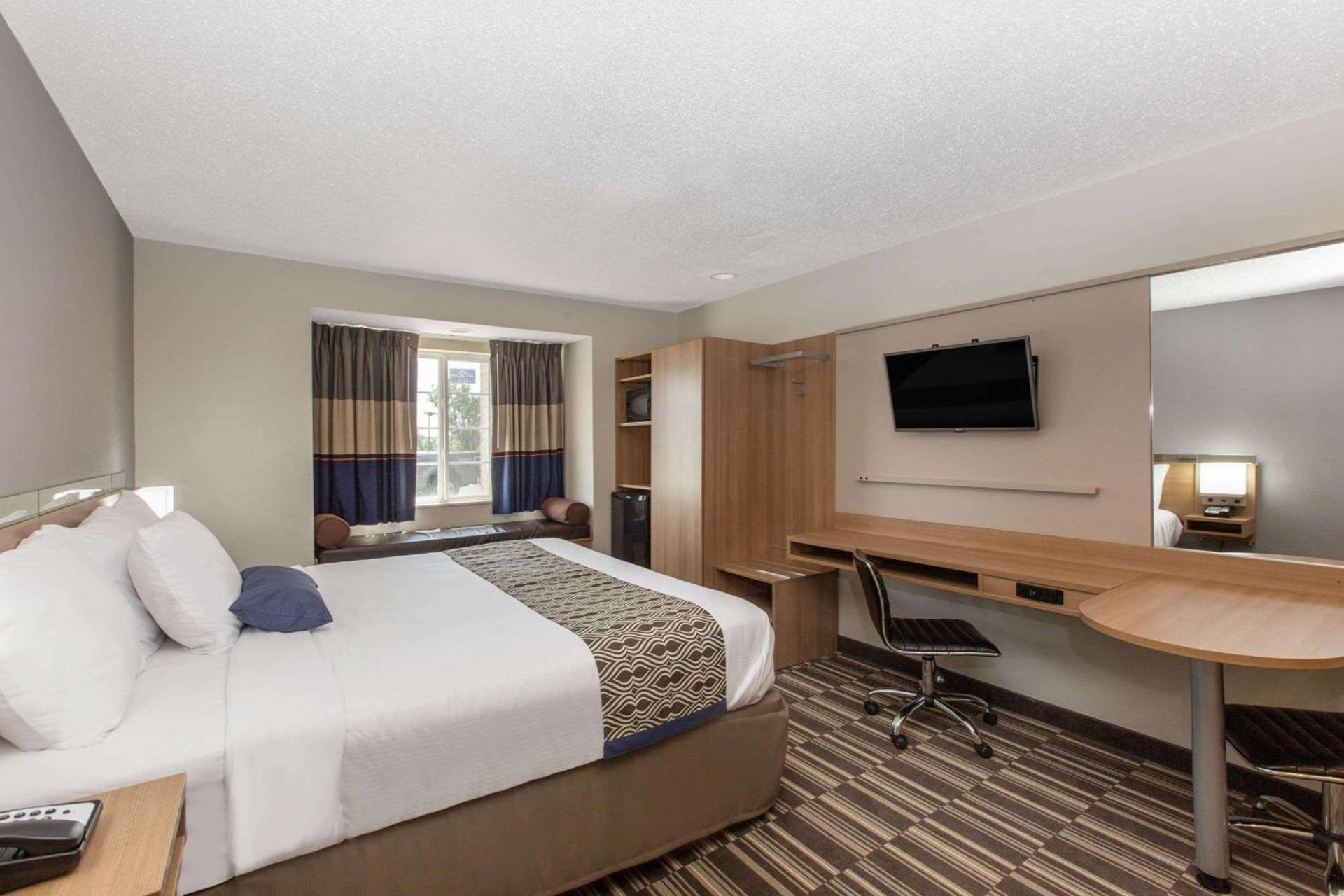 Microtel Inn & Suites by Wyndham Augusta/Riverwatch photo 64