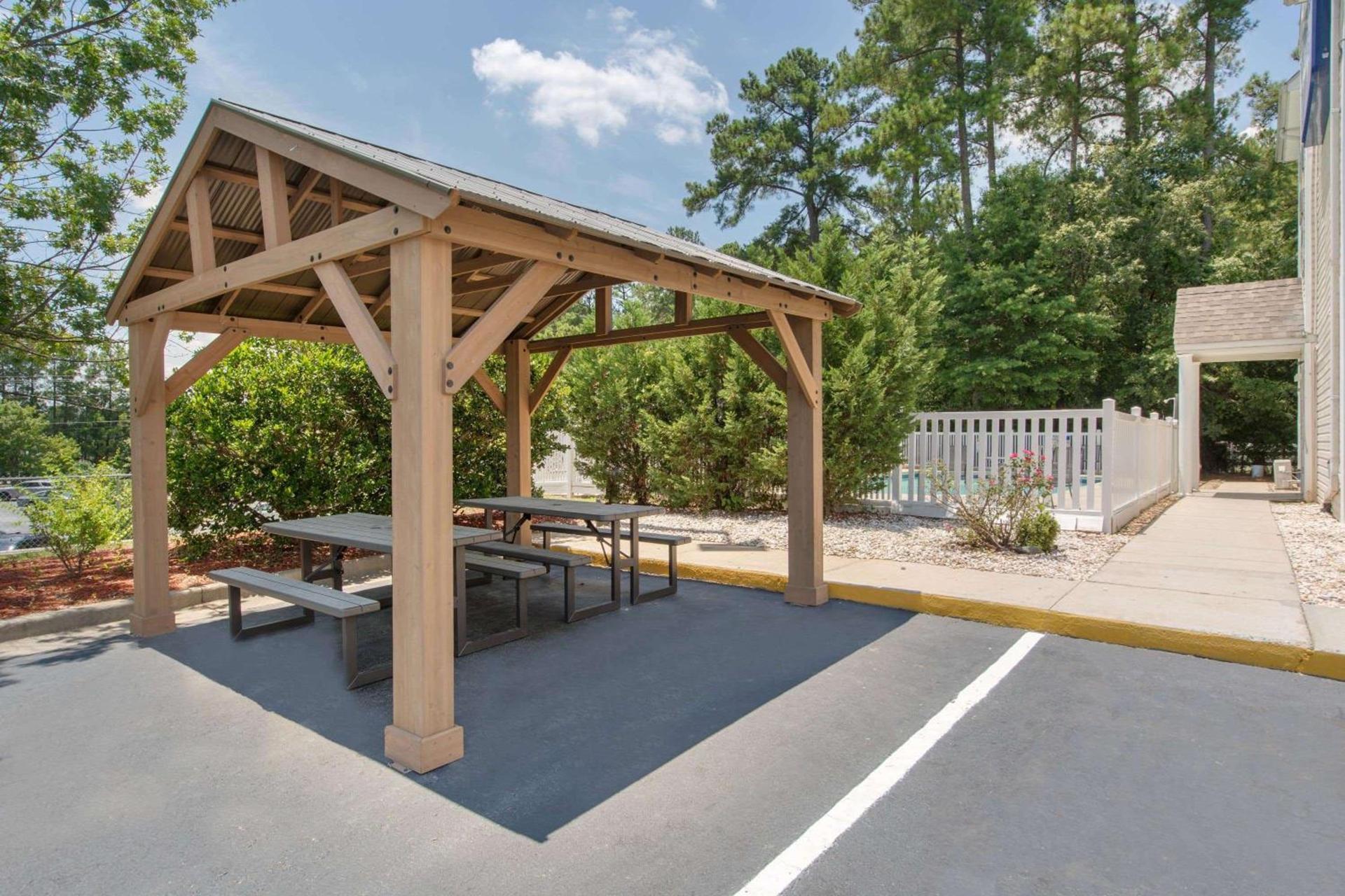 Microtel Inn & Suites by Wyndham Augusta/Riverwatch photo 61