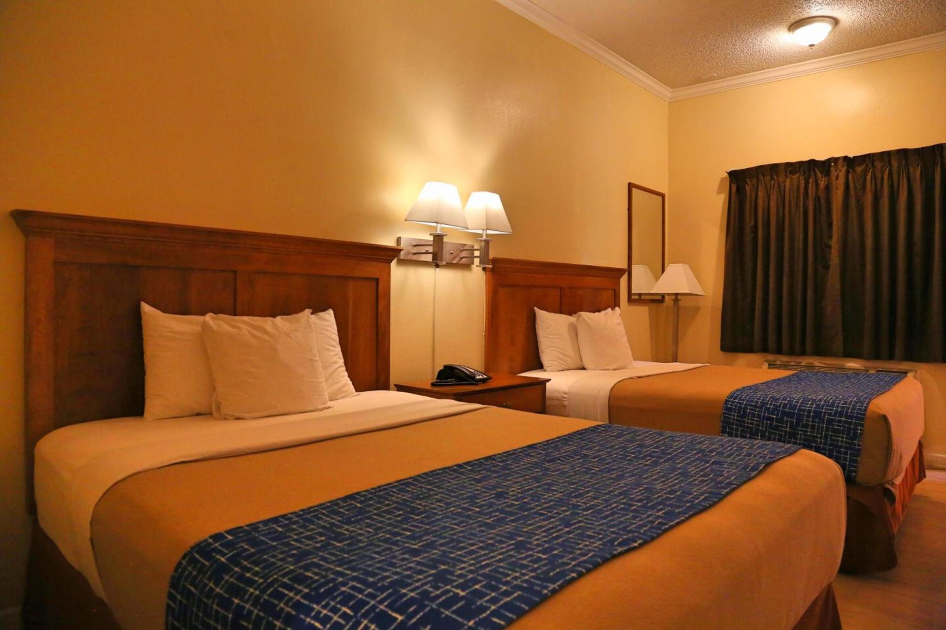 Travelodge by Wyndham Pasadena Central photo 19
