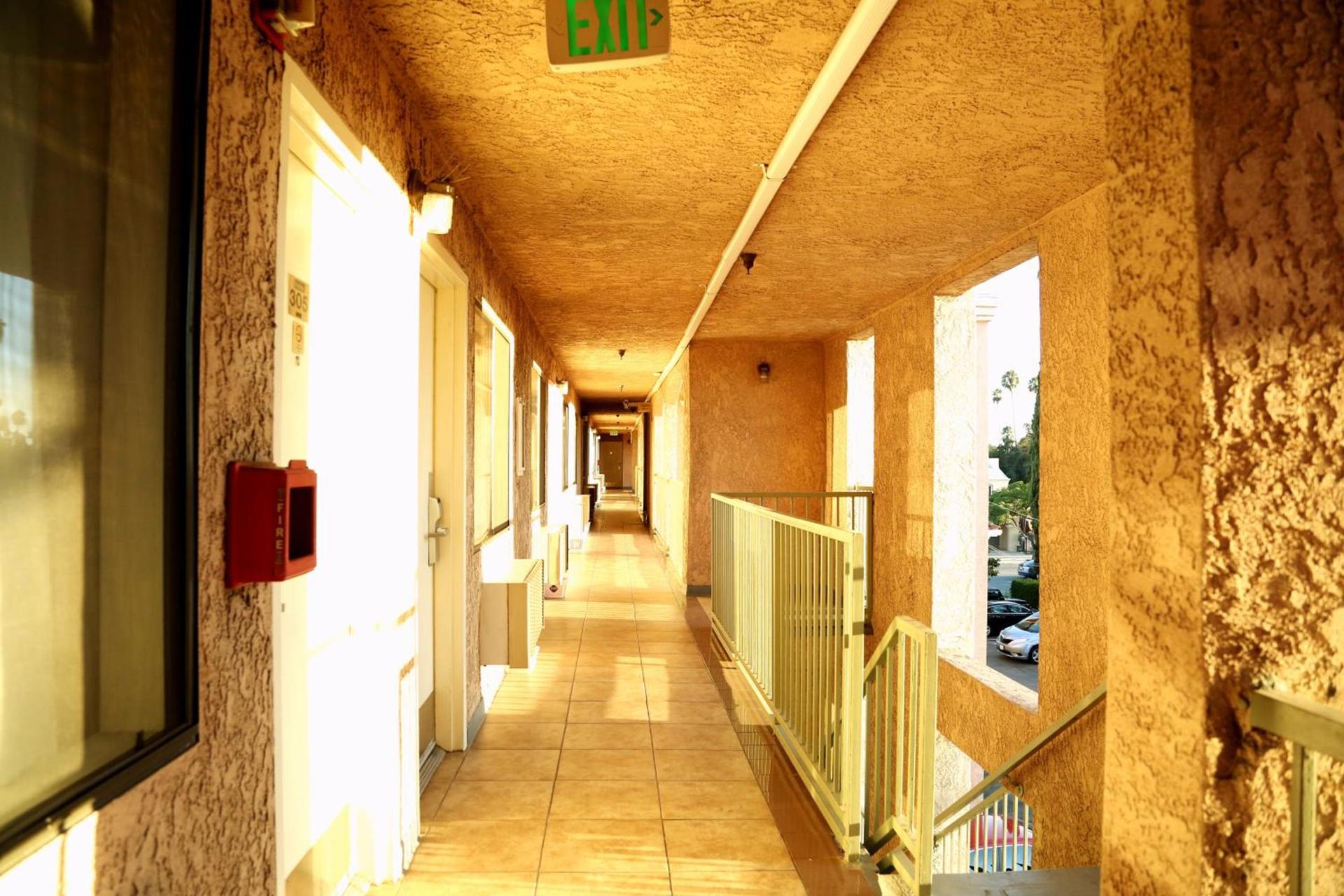 Travelodge by Wyndham Pasadena Central photo 17
