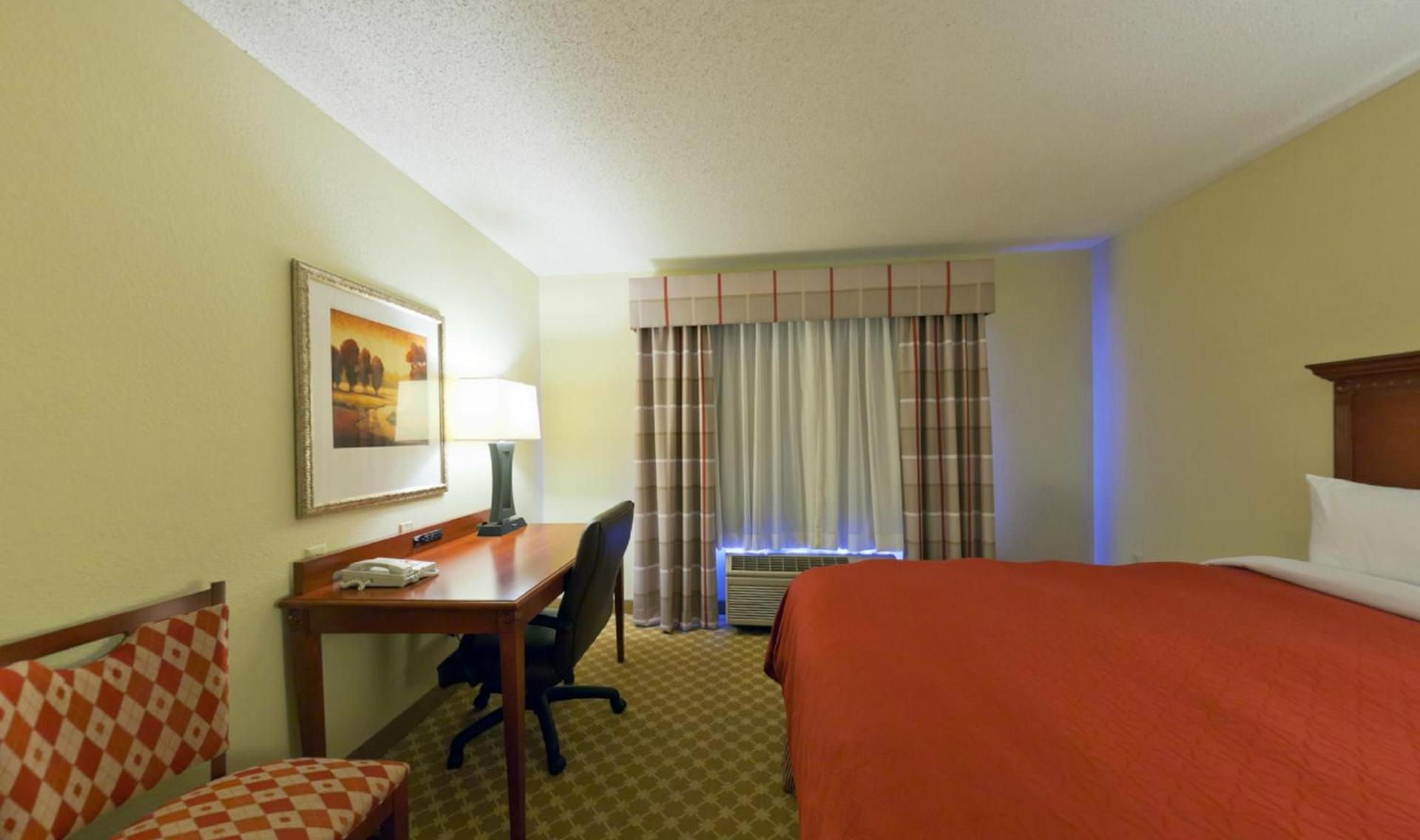 Country Inn & Suites by Radisson, Rock Falls, IL photo 8