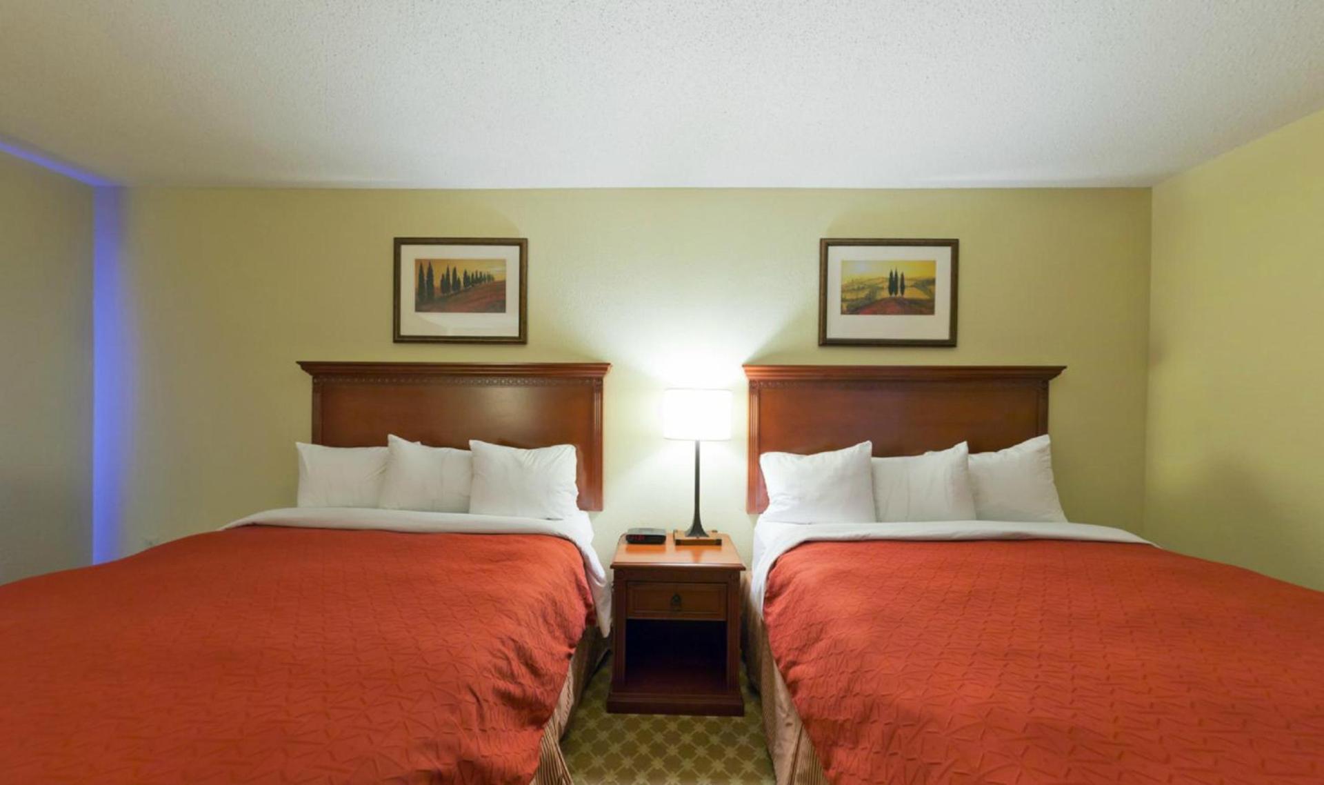Country Inn & Suites by Radisson, Rock Falls, IL photo 6