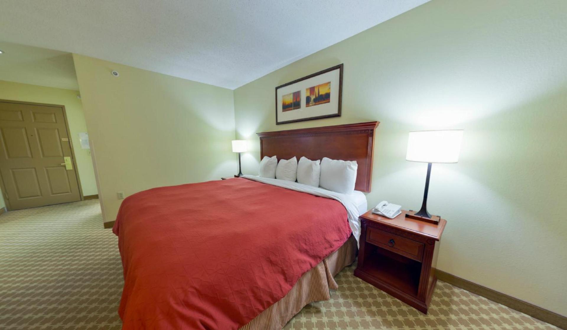 Country Inn & Suites by Radisson, Rock Falls, IL photo 7