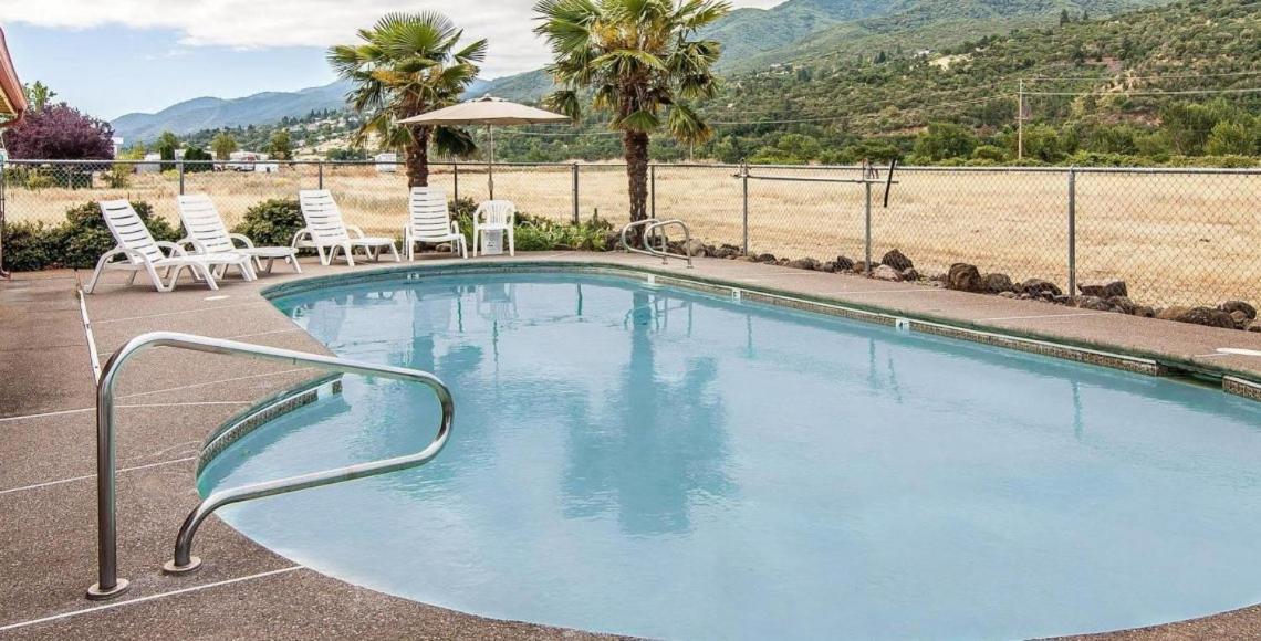 Ashland Valley Inn photo 8