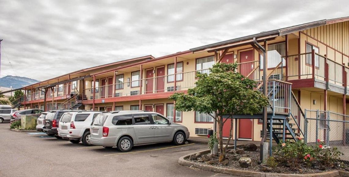 Ashland Valley Inn photo 15
