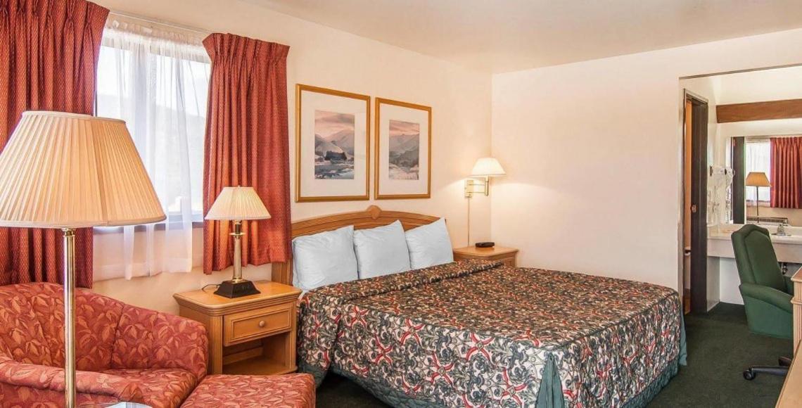 Ashland Valley Inn photo 6