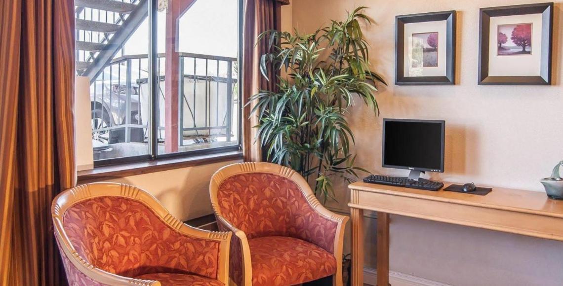 Ashland Valley Inn photo 4