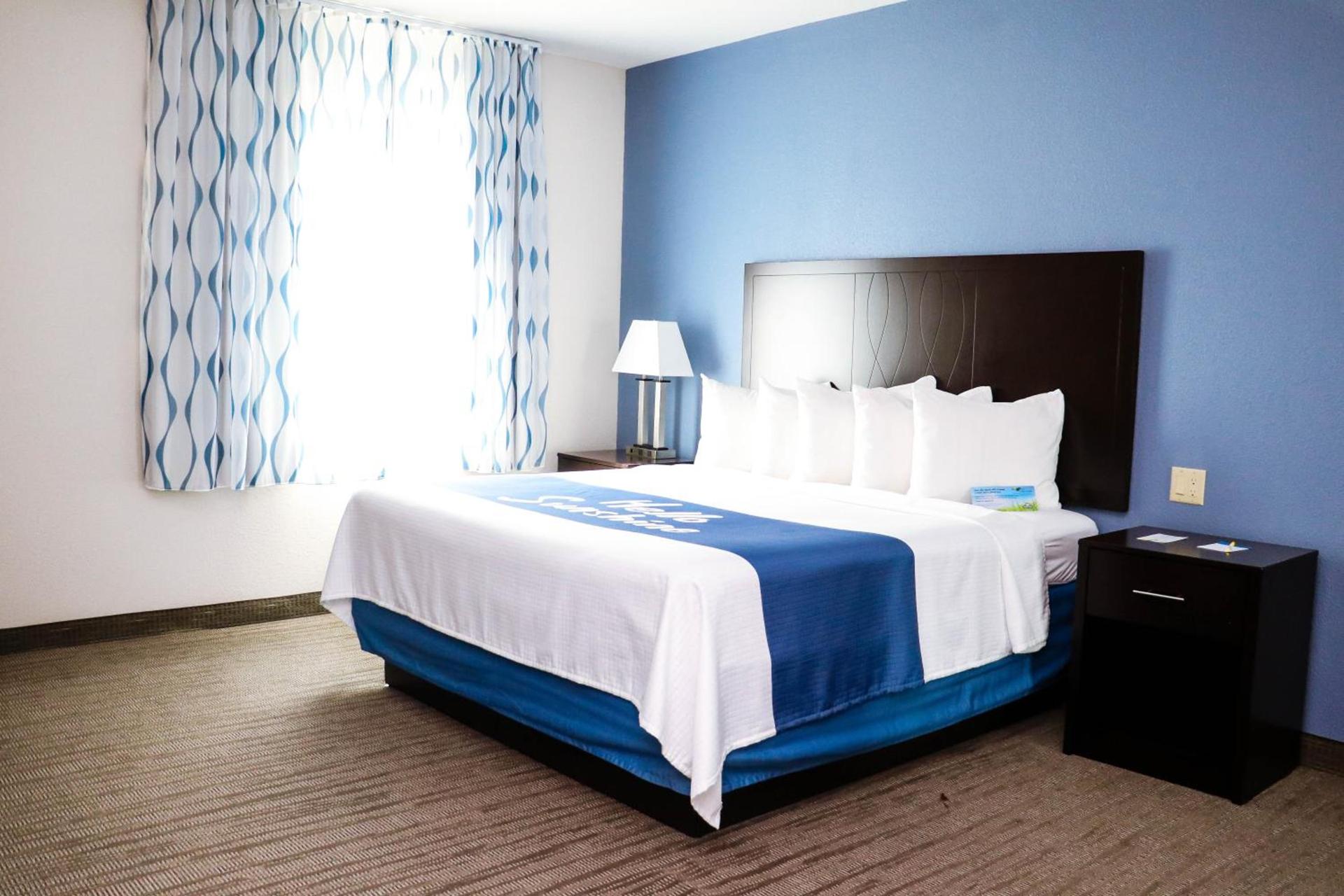Econo Lodge photo 2