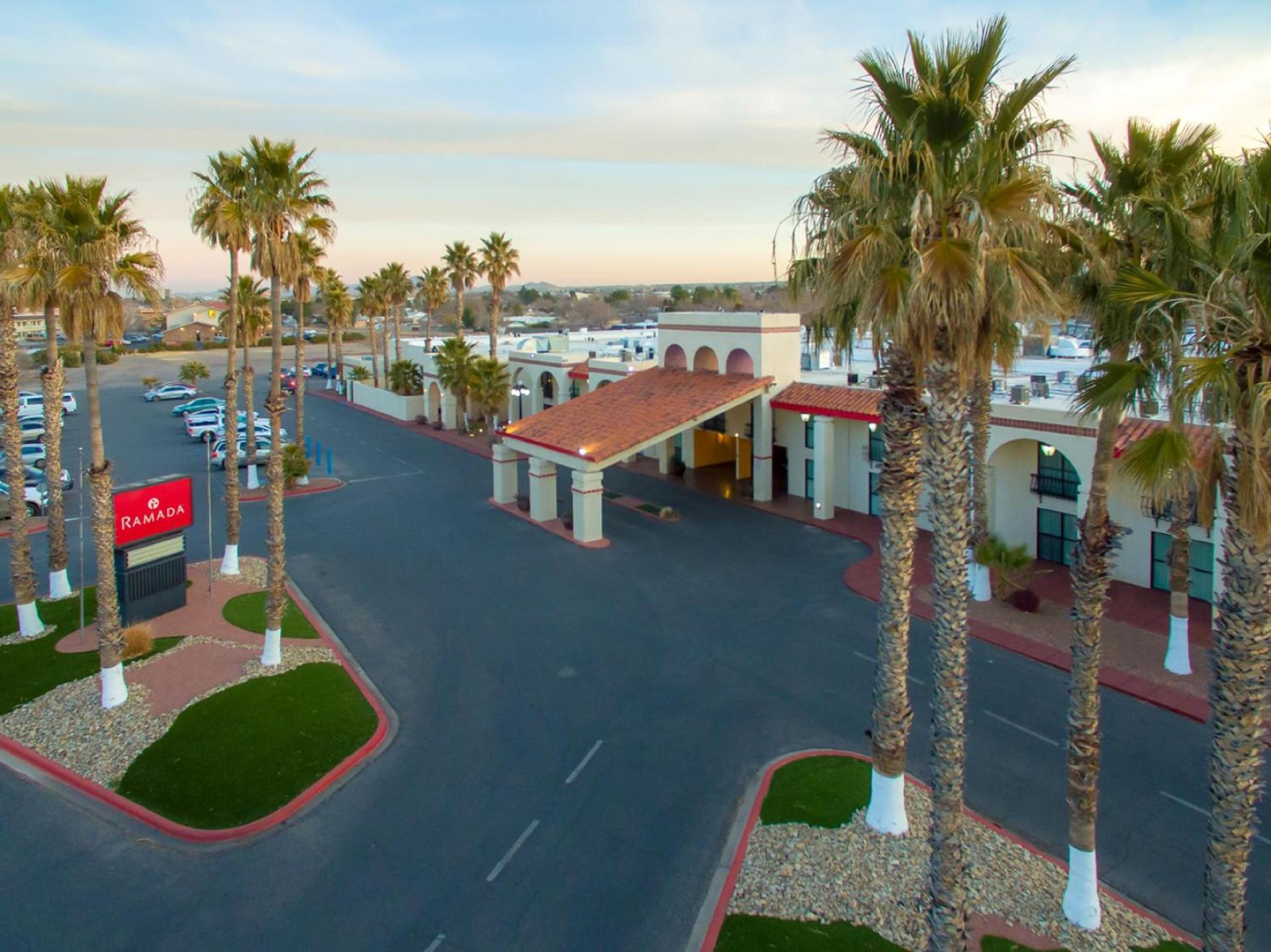 Ramada by Wyndham Las Cruces Hotel & Conference Center photo 6