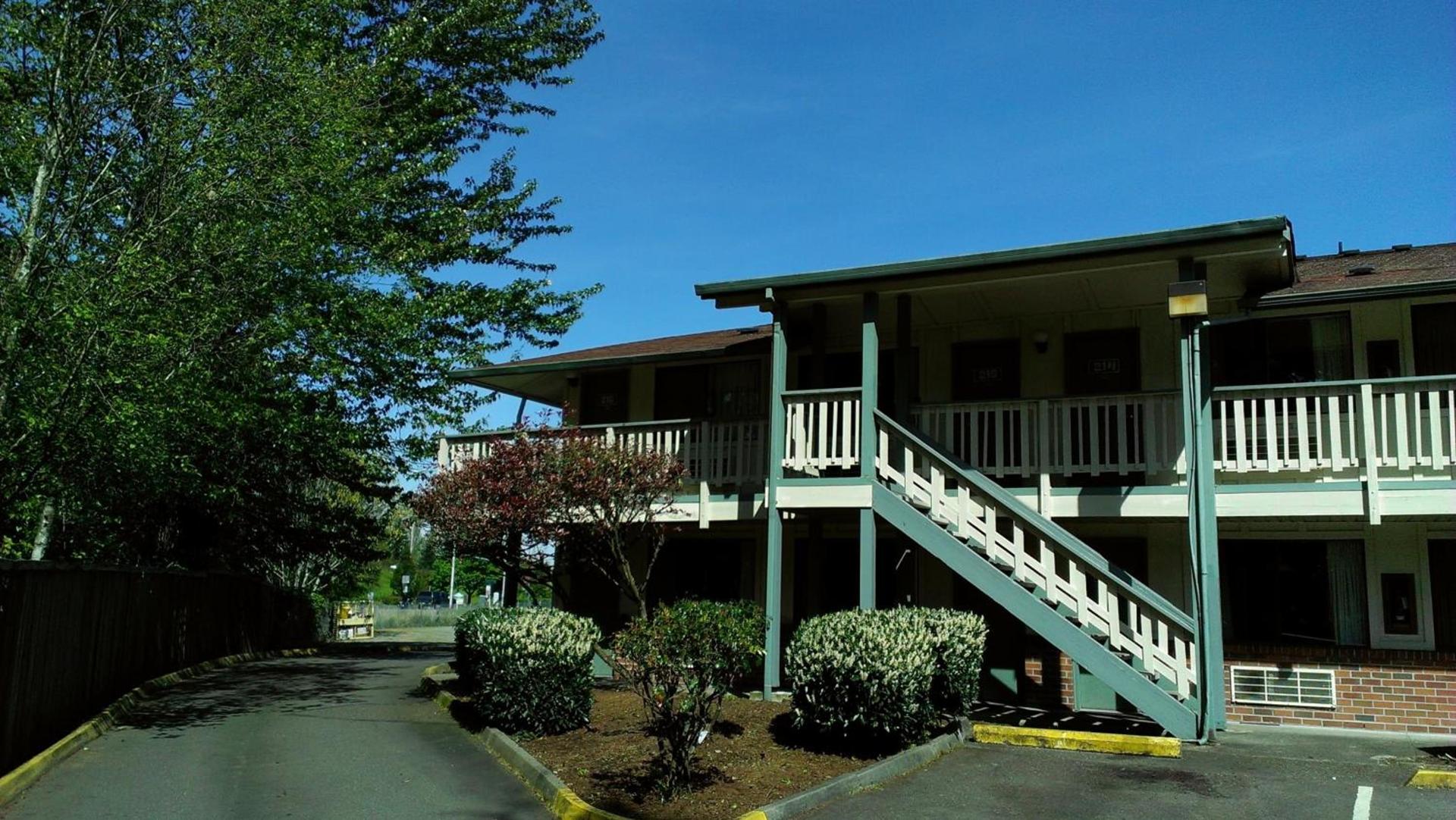 Motel Puyallup photo 11