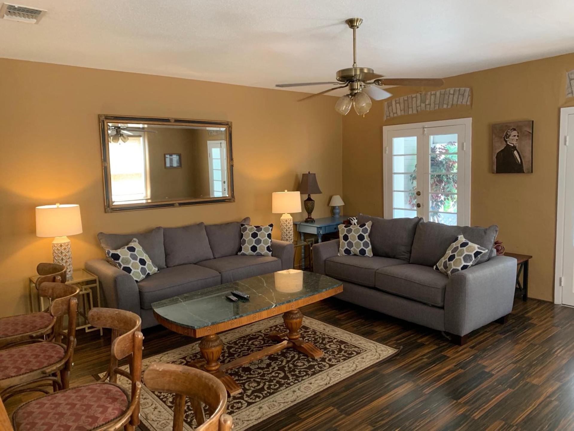 Schmitz Bed & Breakfast photo 29