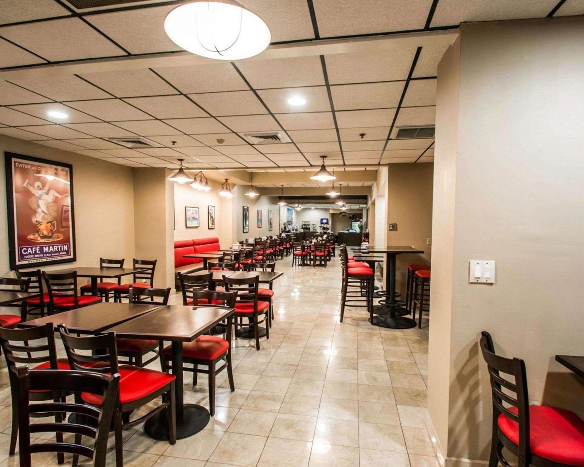 Clarion Inn & Suites Miami International Airport photo 42