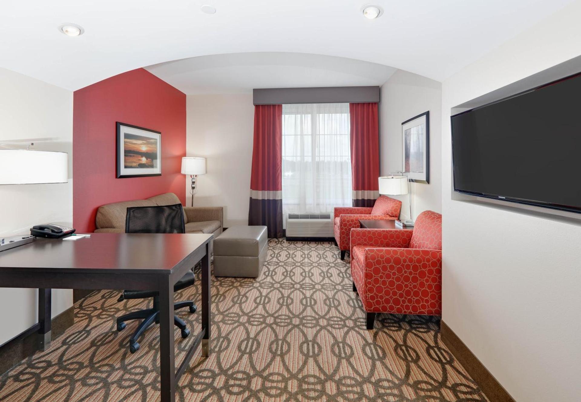 La Quinta by Wyndham Starkville at MSU photo 28